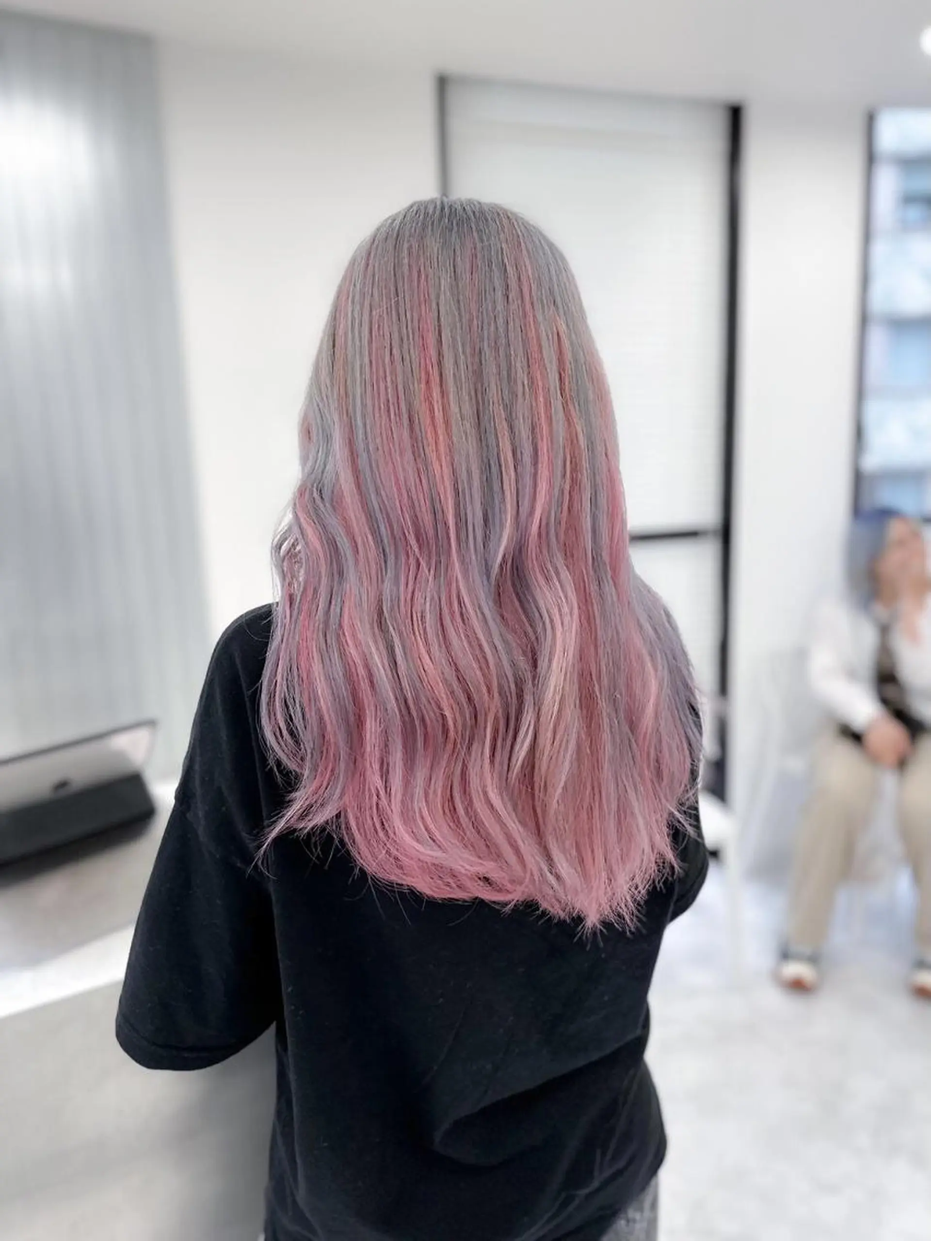 カラー 透明感くすみカラー 🩶カナタ🩶のヘアスタイル