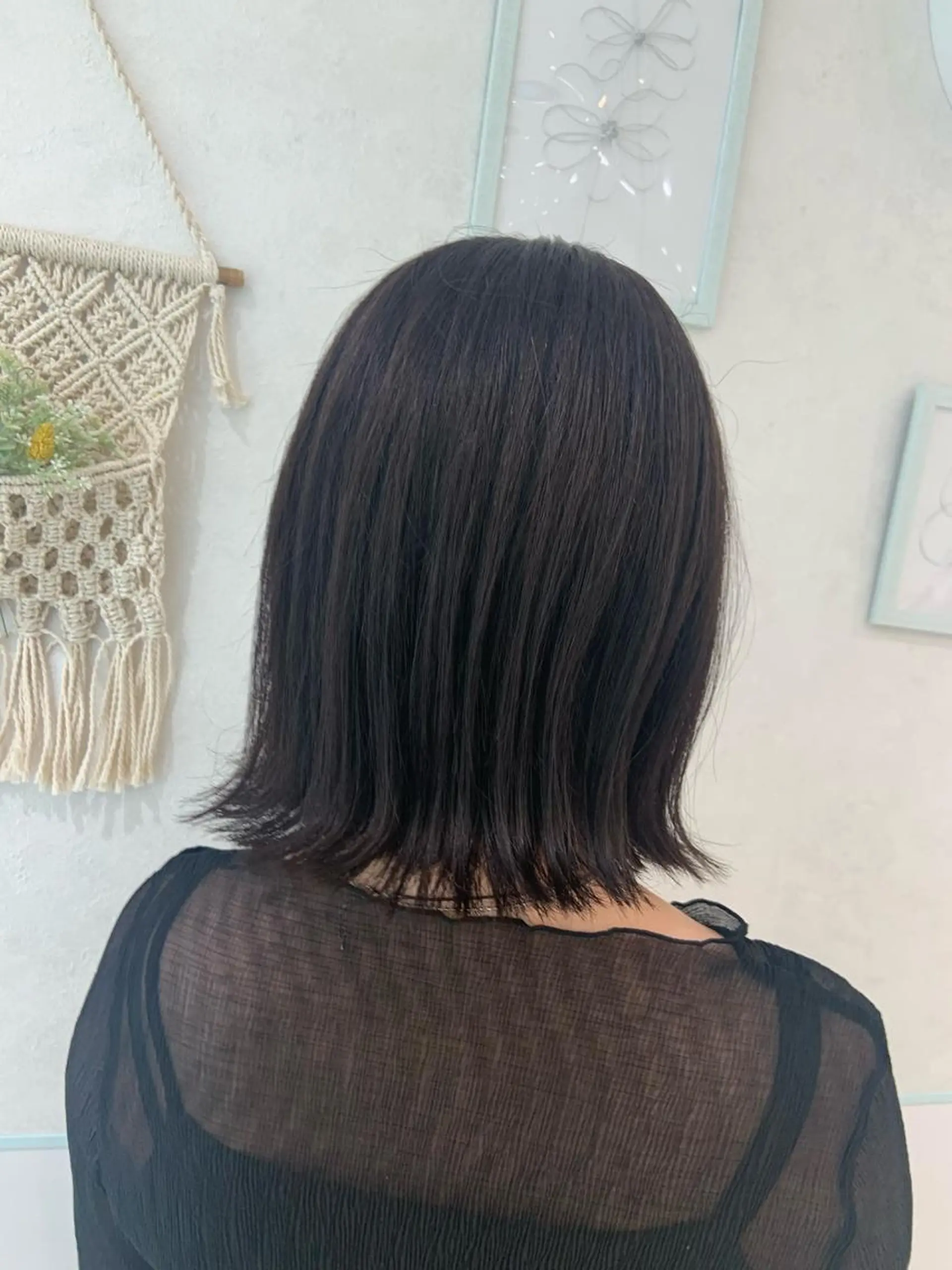 ミディアム カラー パーマ ヘアアレンジ カット ヘアカラー トリートメント ハイトーンカラー🤍 山下 優華のヘアスタイル