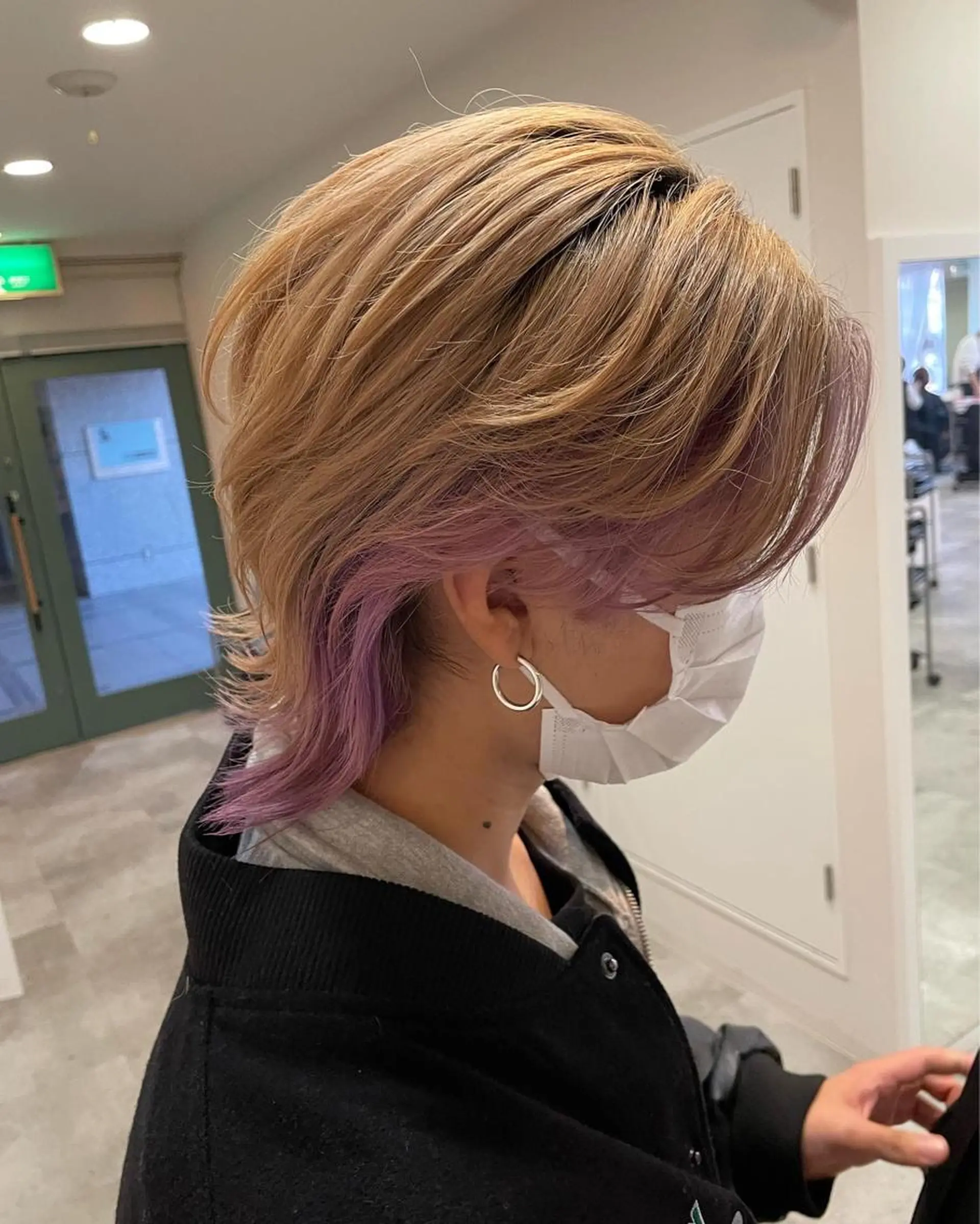 ショート カラー メンズ メンズブリーチ メンズハイトーン メンズインナーカラー メンズ韓国風 ミストバング ハイトーン/ベージュ 指名No.1荒木涼太のヘアスタイル