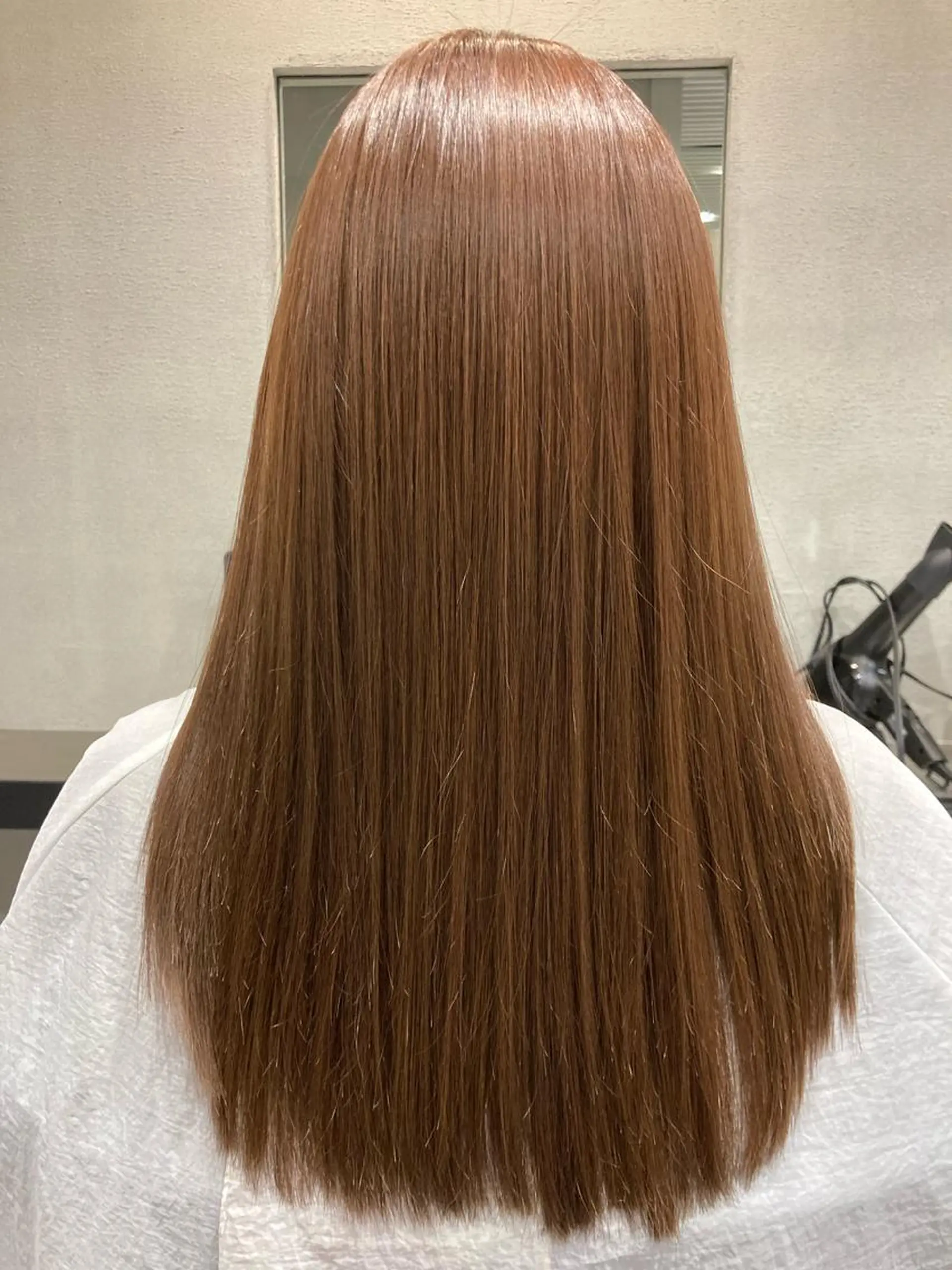 セミロング カラー ブリーチ ブリーチなしカラー ピンクカラー 豊中/メンズ特化 岡田 龍之介のヘアスタイル