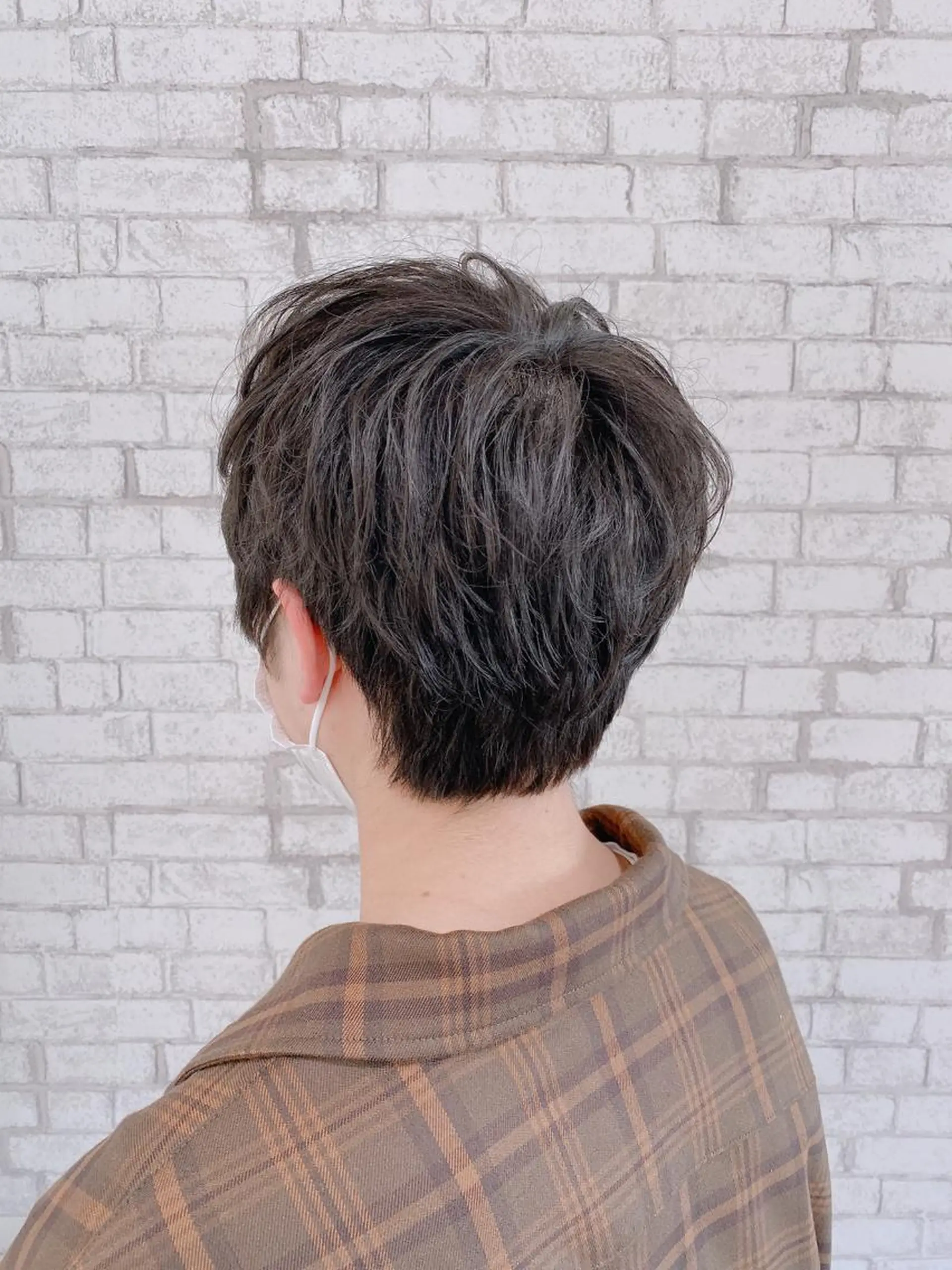 ショート パーマ ヘアアレンジ メンズ カット ブリーチなし艶カラー 東家のヘアスタイル