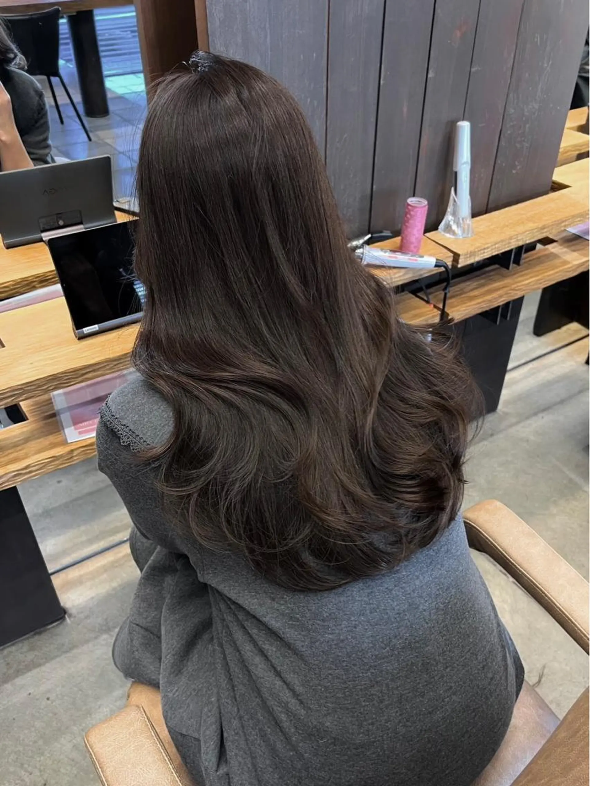 ロング カラー くびれヘア 韓国風ヘア ヘアカラー トリートメント 韓国ヘア/レイヤー /大嶽佑馬のヘアスタイル