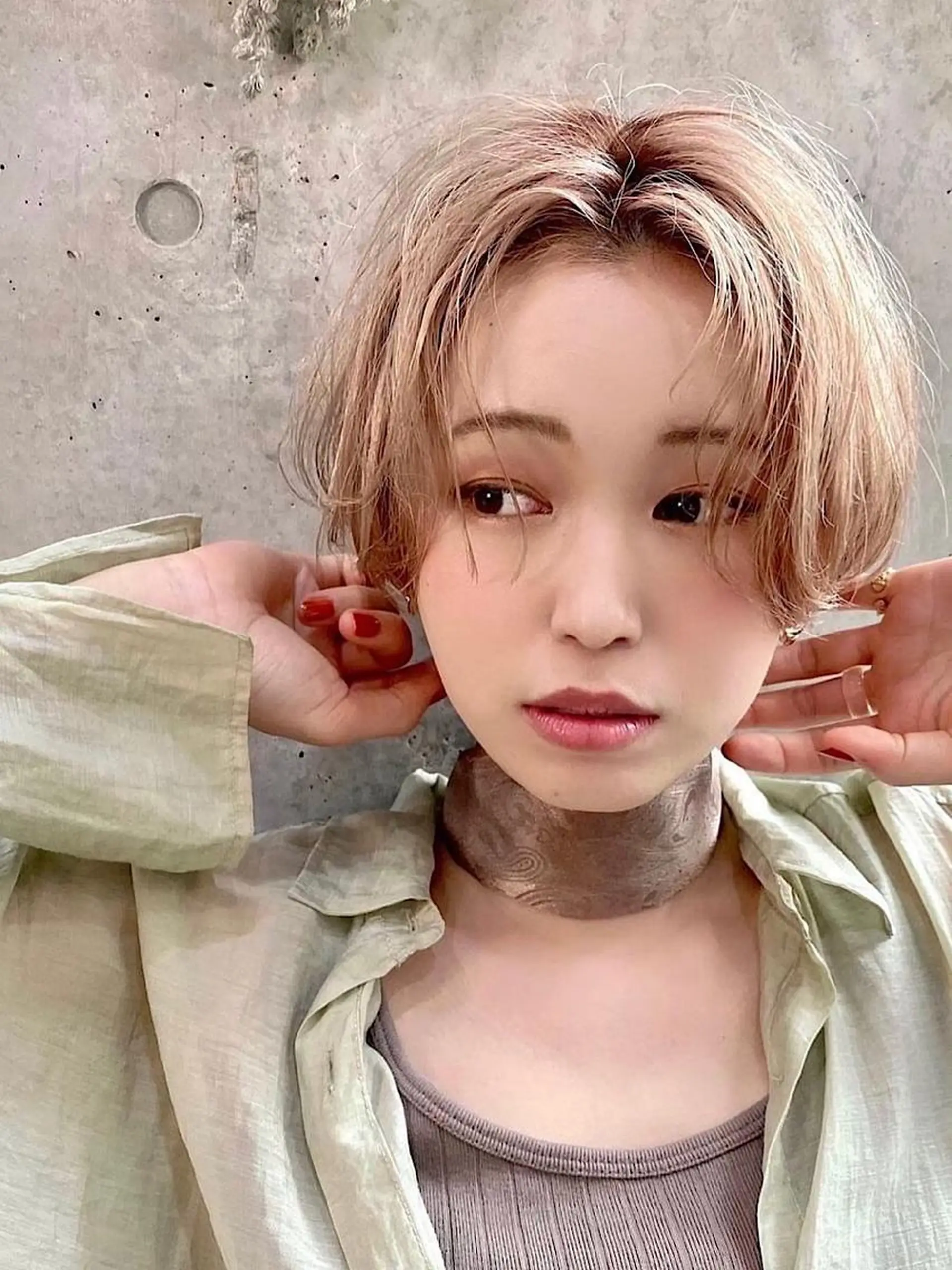 ショート youres hair 髪質改善トリートメント&ヘッドスパ  新宿三丁目店所属・髪質改善/艶髪 韓国レイヤー/えすたのヘアスタイル