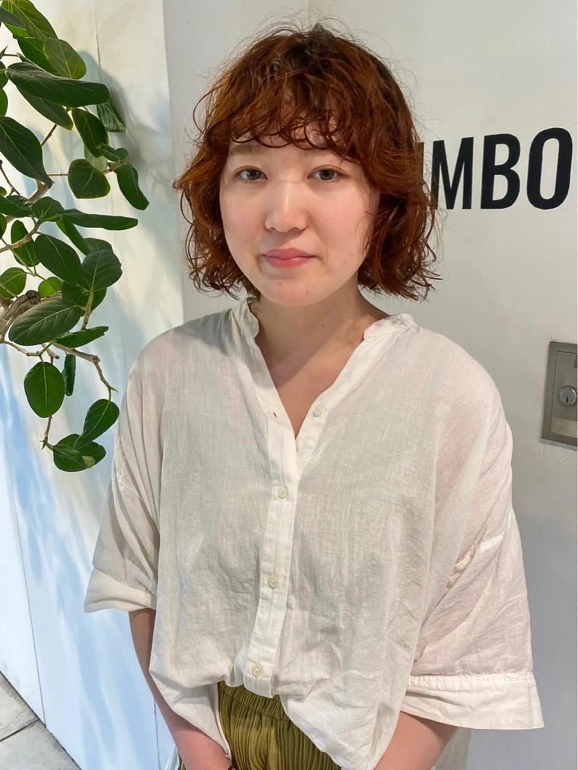 ミディアム カラー パーマ ヘアアレンジ メンズ キッズ ネイル マツエク・マツパ アイブロウ ミディアムパーマ メンズパーマ オレンジ 眉カラー カラーマツエク パーマスタイル🔅 sayacaのヘアスタイル