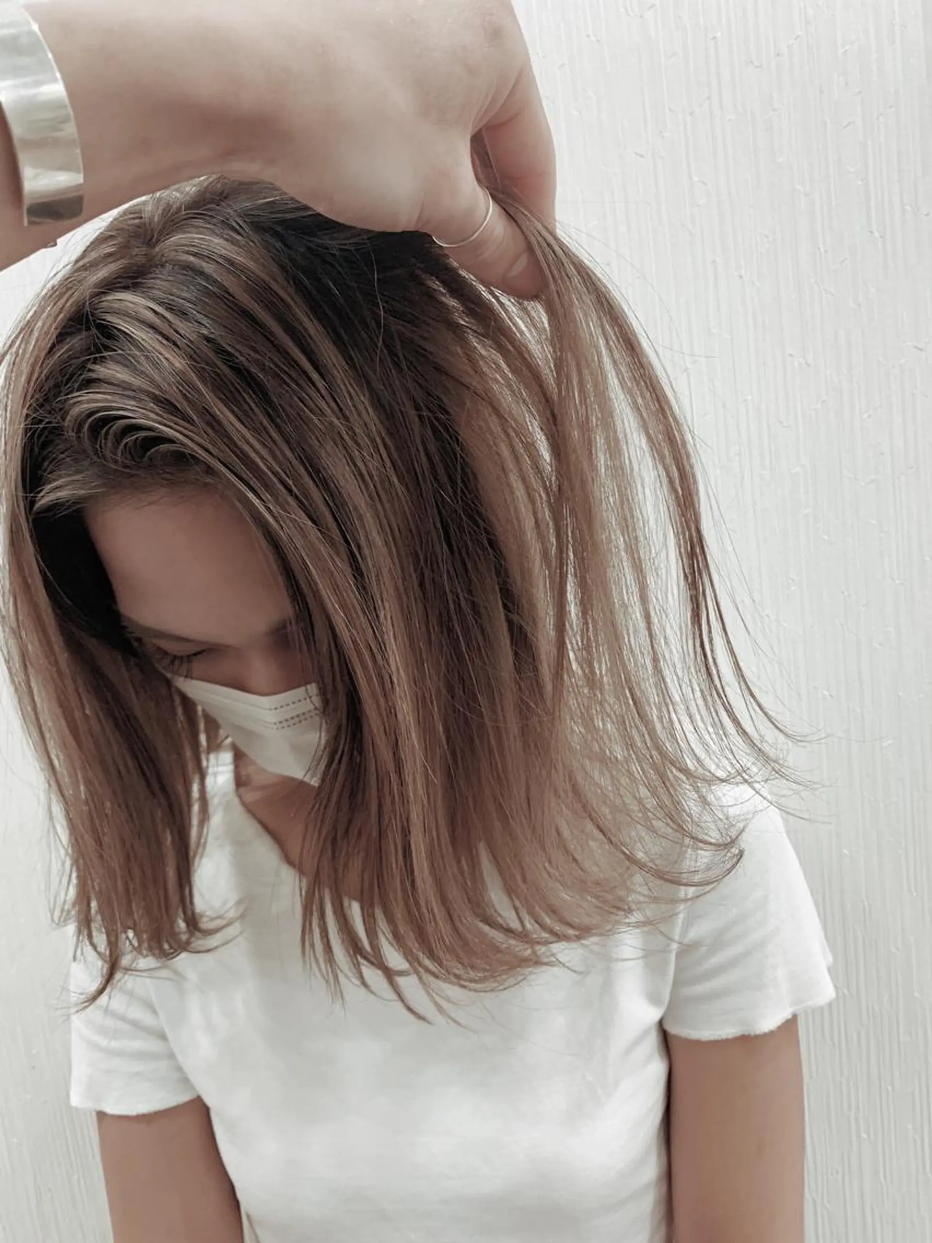 セミロング カラー 🌿nudeカラー/ レイヤー/藤原🌿のヘアスタイル