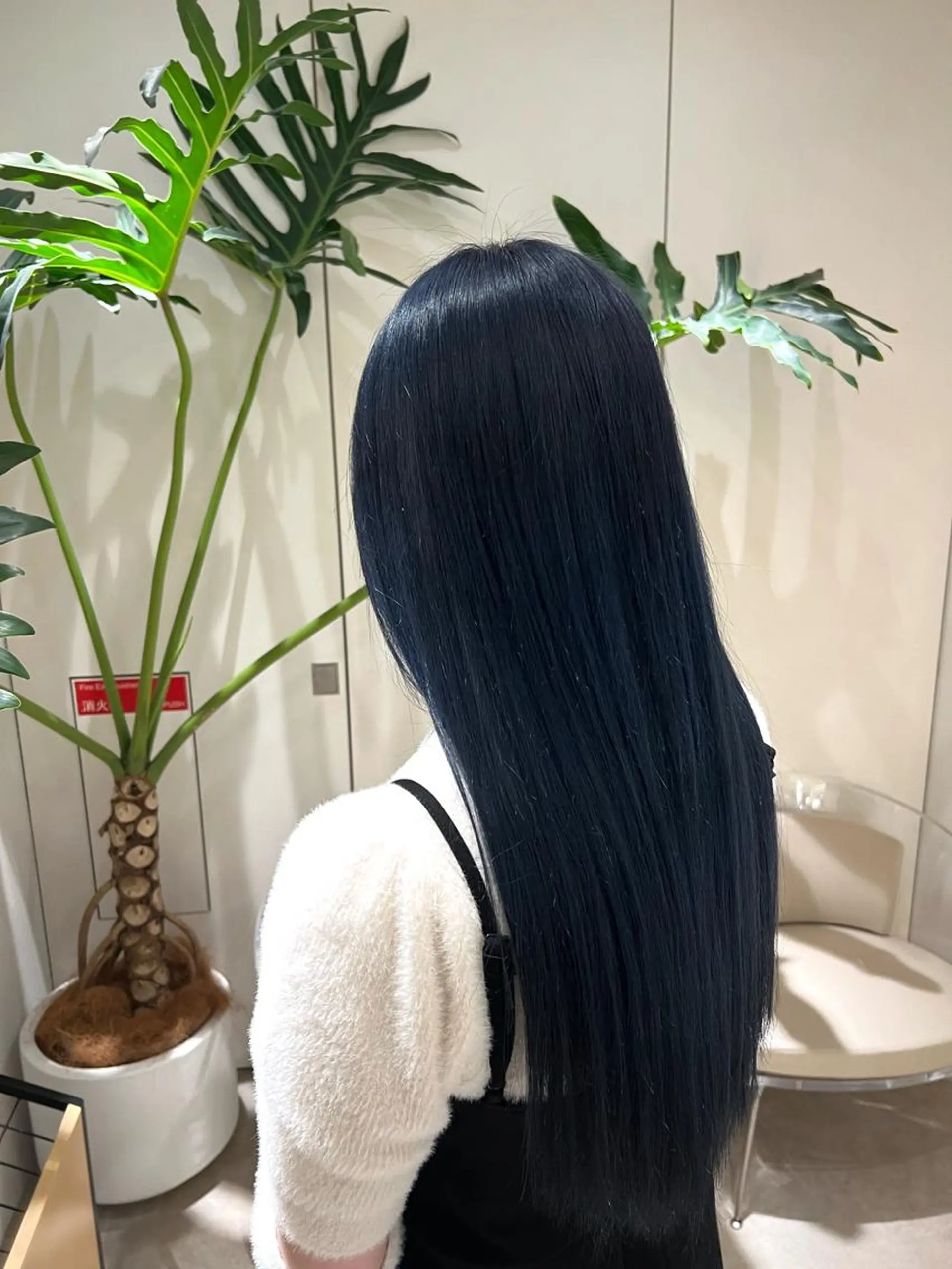 セミロング カラー ✨髪質改善 縮毛矯正 艶髪 立川 コウキ✨のヘアスタイル