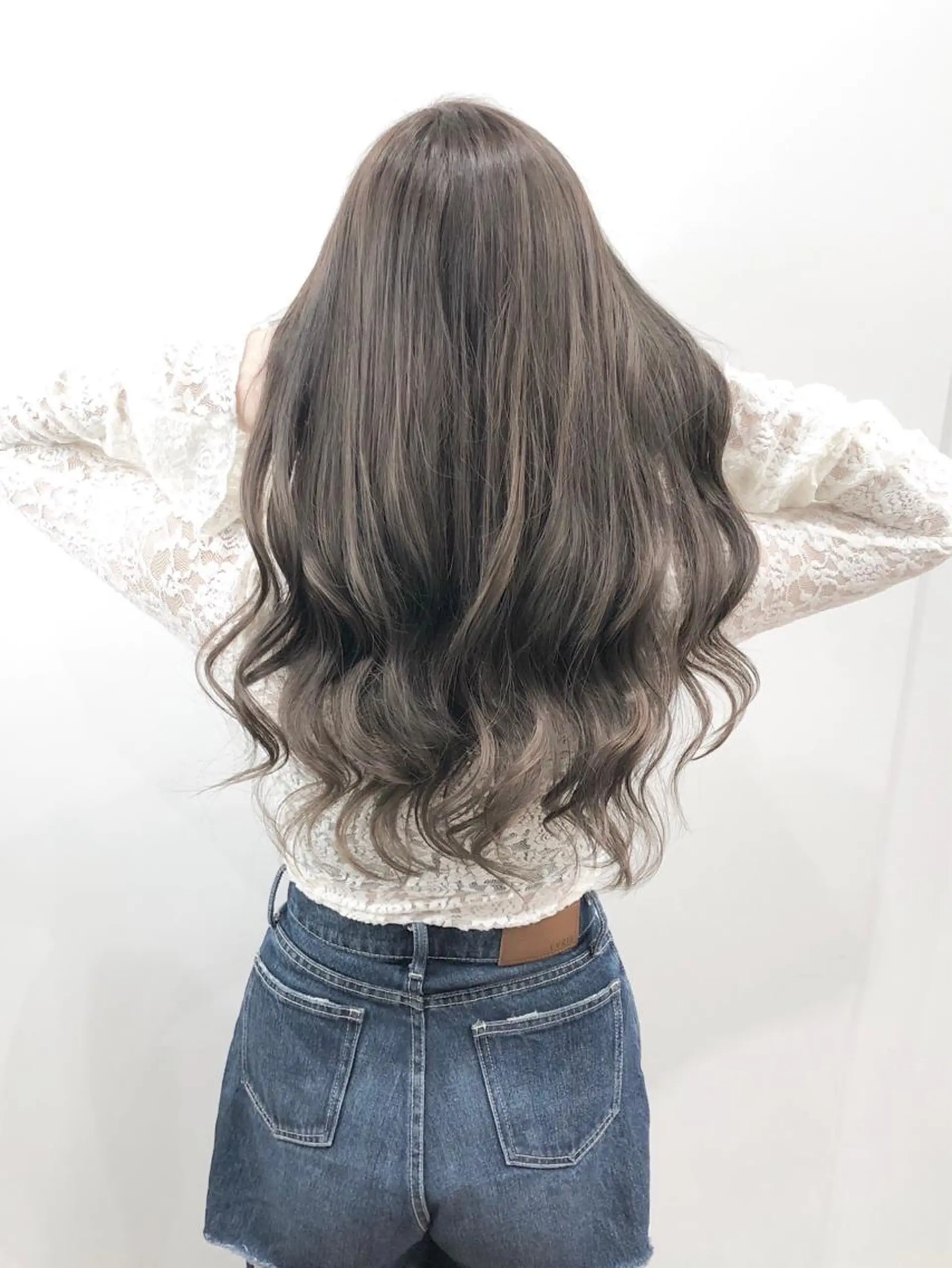 ロング カラー  渡部 妃月のヘアスタイル