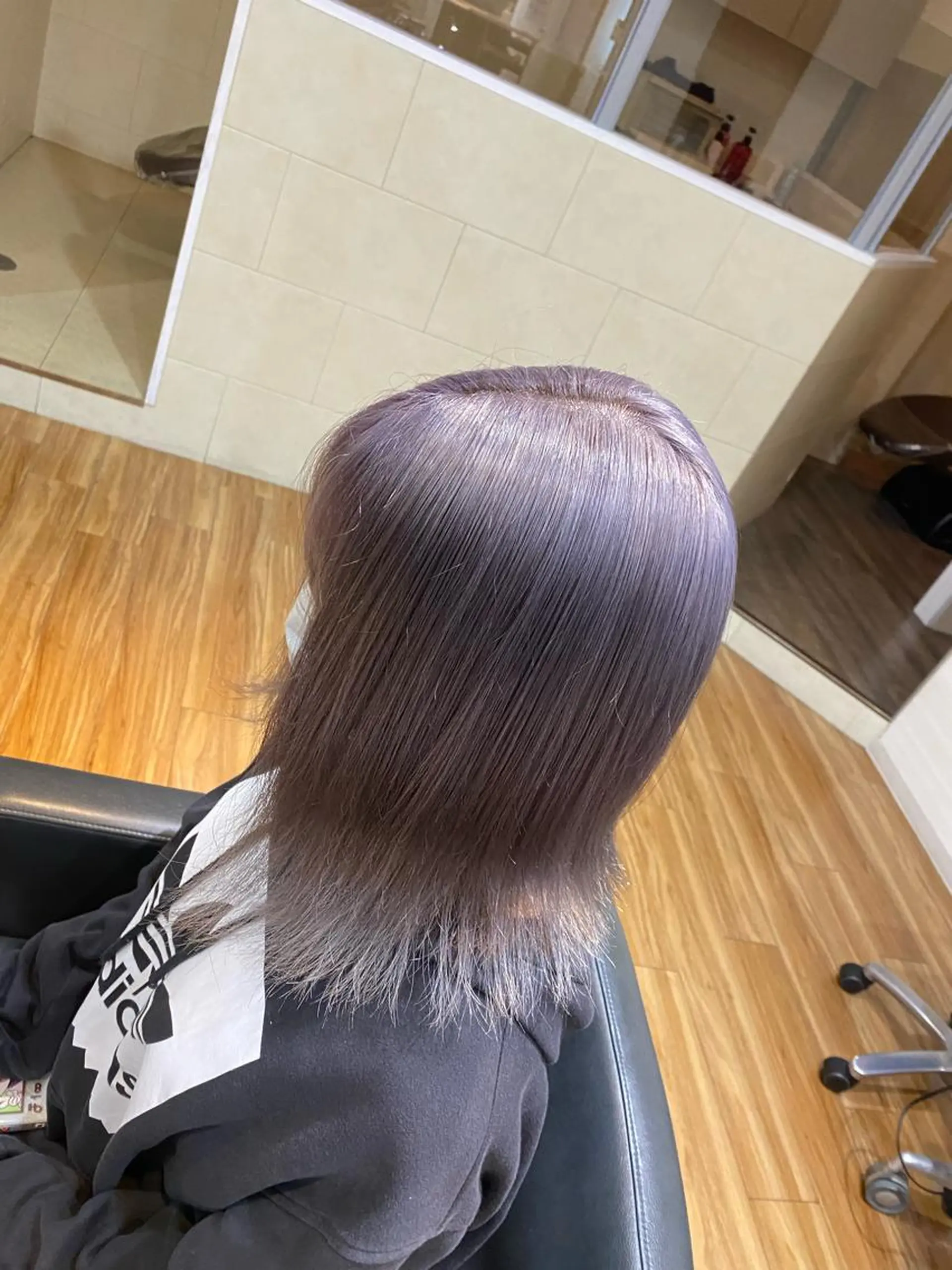 セミロング アッシュ ヘアカラー DOI   HAIR MAKE MODE所属・土井 祐之介のヘアスタイル