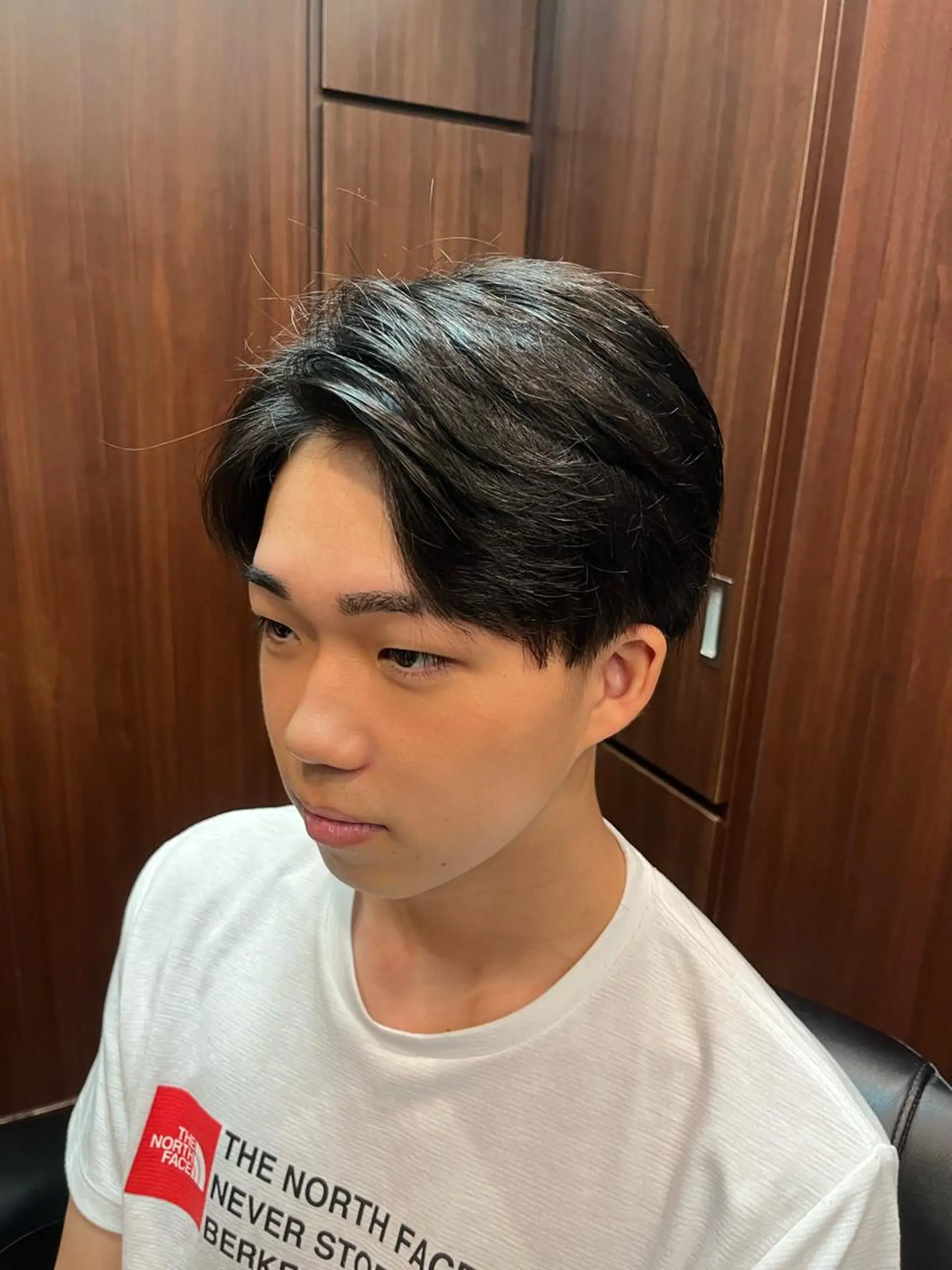 ミディアム HIROGINZA東京駅八重洲店所属・佐々木 健吾のヘアスタイル