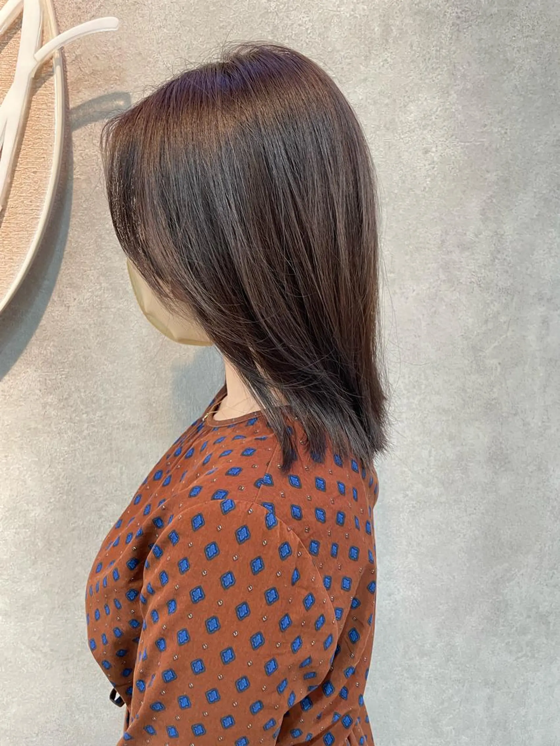 ミディアム 外ハネヘア 艶髪カラー& トリートメント　松村のヘアスタイル