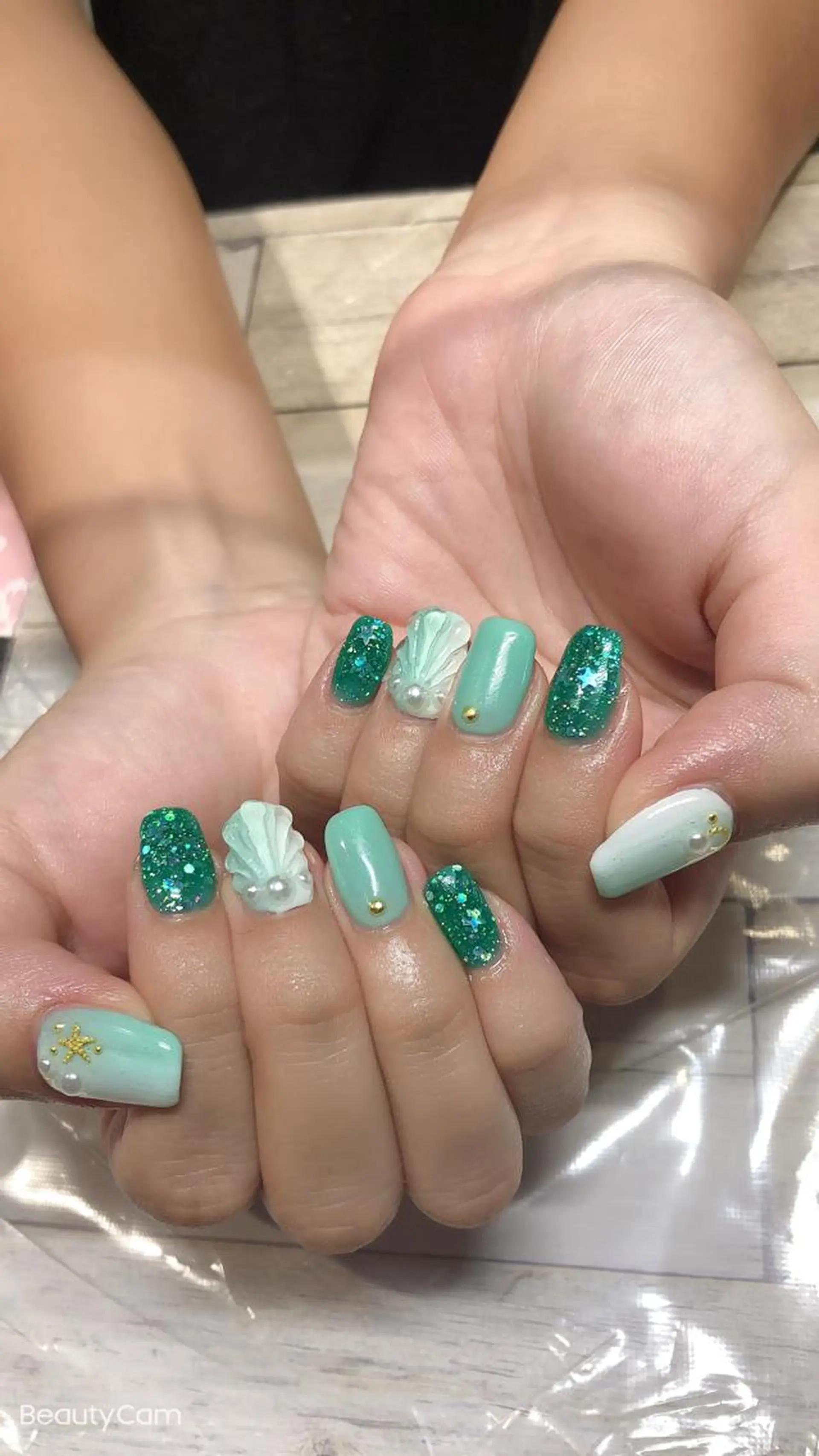 ネイル 💎Guarendo💎錦糸町店所属・✨アン ミユ✨のネイルデザイン