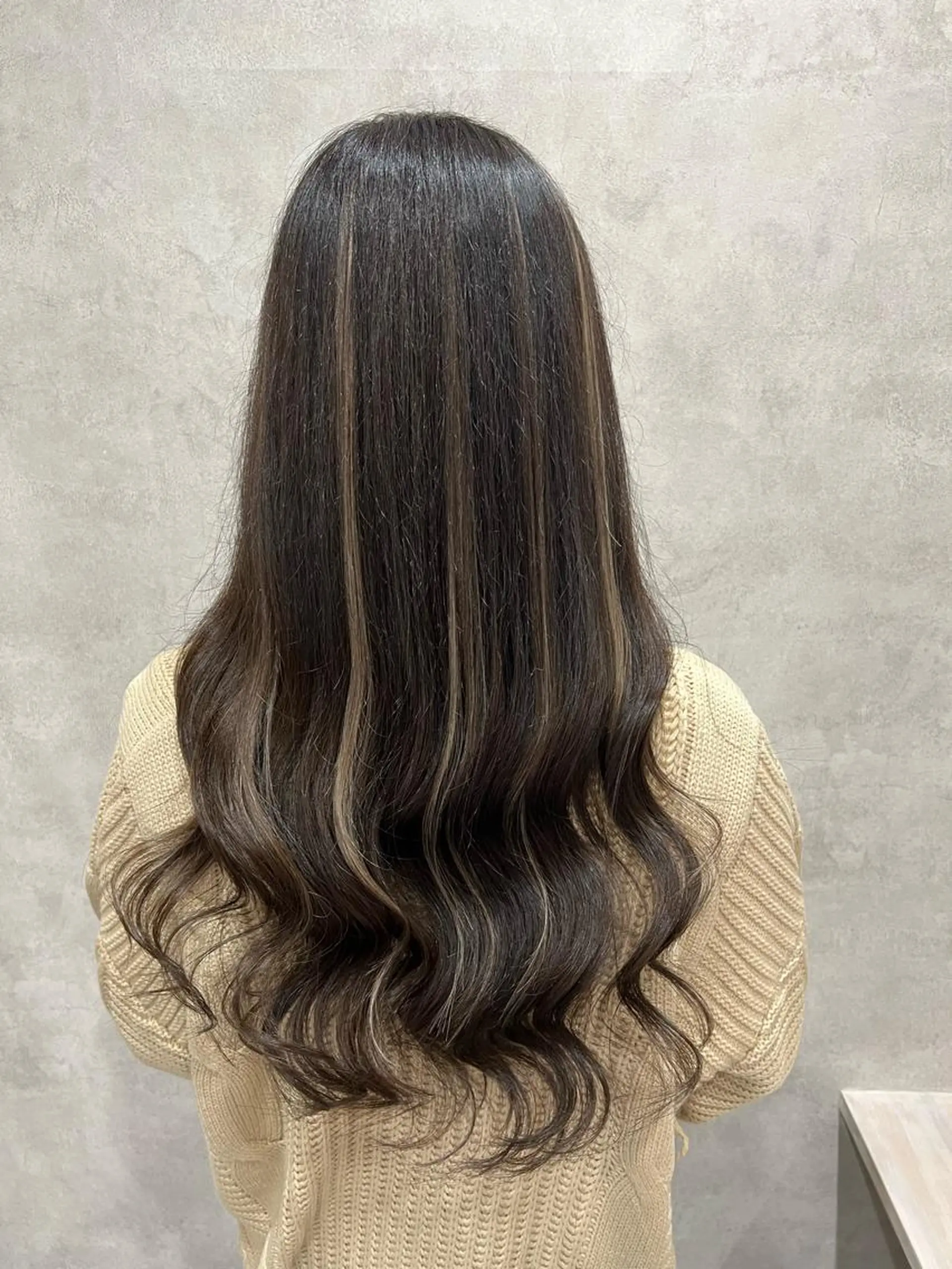 ロング エクステ ハイライト エクステ 韓国風🫧艶カラー 💟ran💟のヘアスタイル