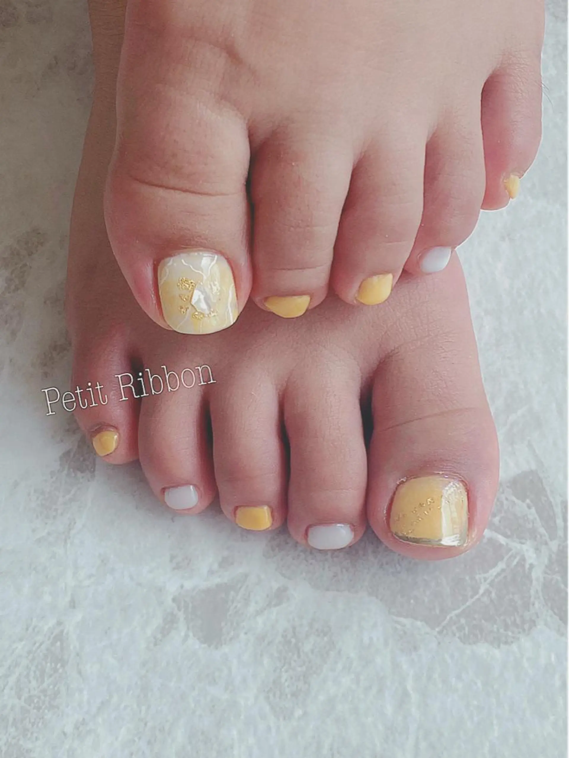 ネイル ネイルPetit Ribbonのネイルデザイン