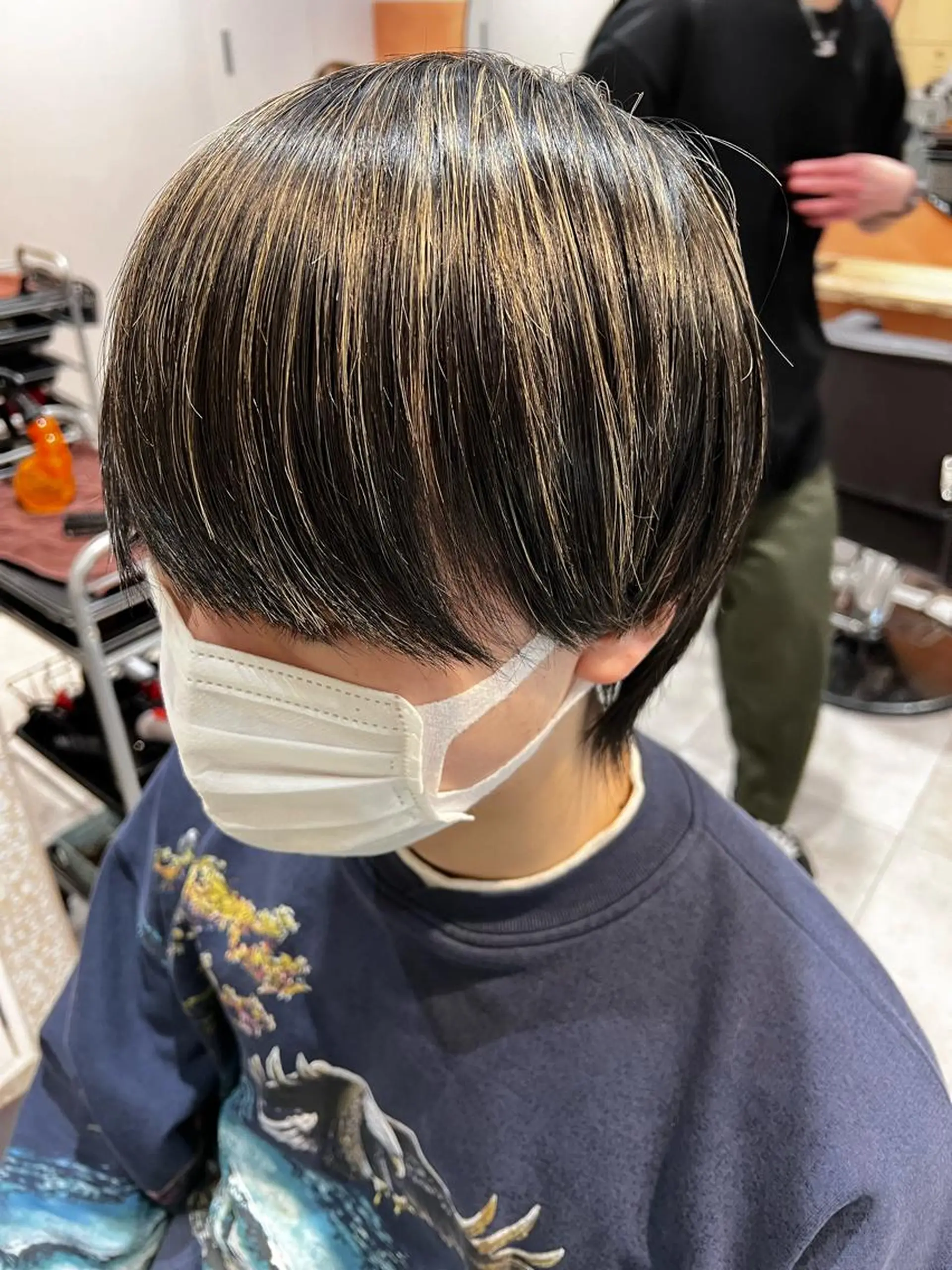 ミディアム ハイライト カット ヘアカラー モテ髪🌈細矢 森平のヘアスタイル