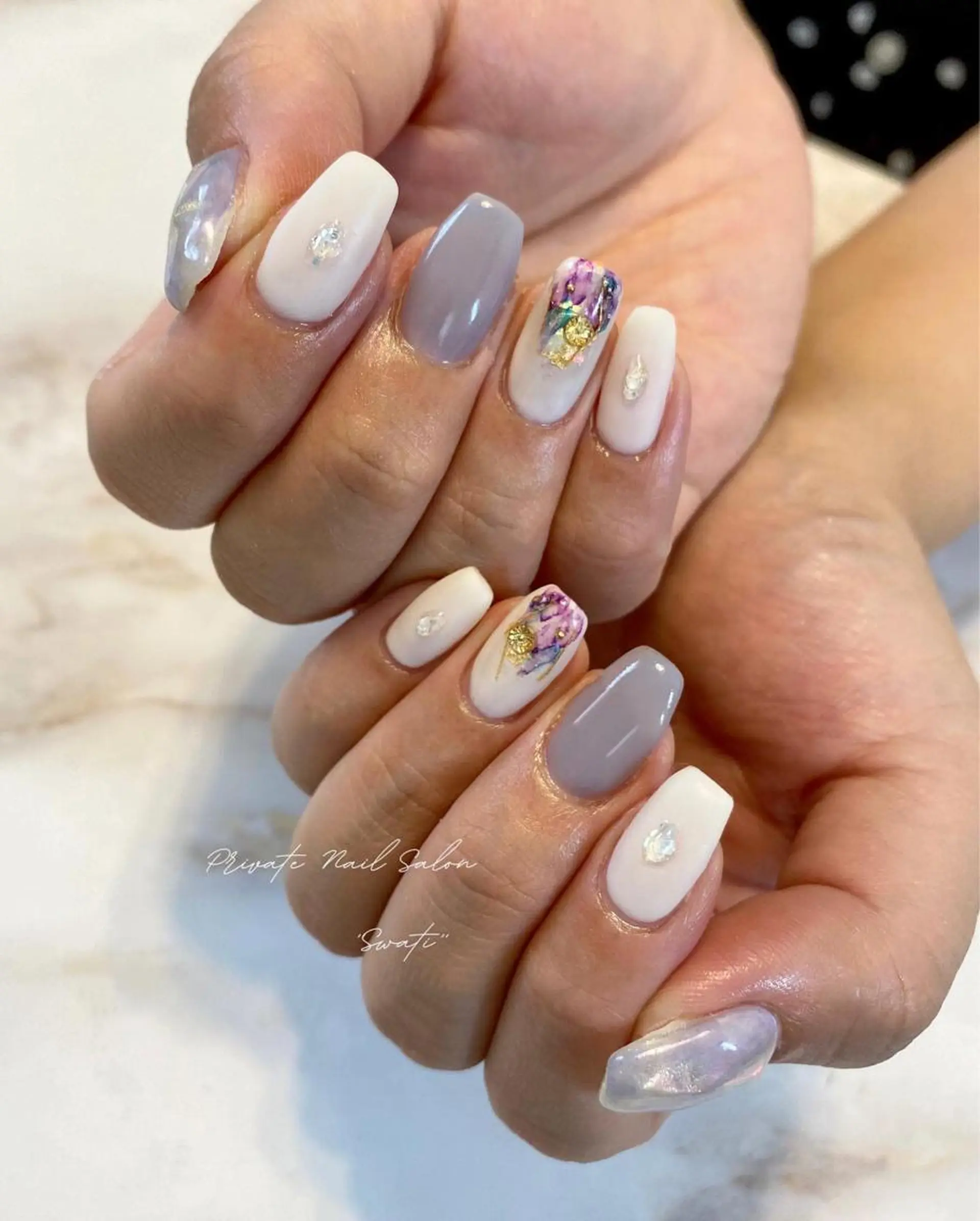 ネイル アートネイル 氷ネイル・うるうるネイル オフィスネイル yuko （ネイリスト）のネイルデザイン