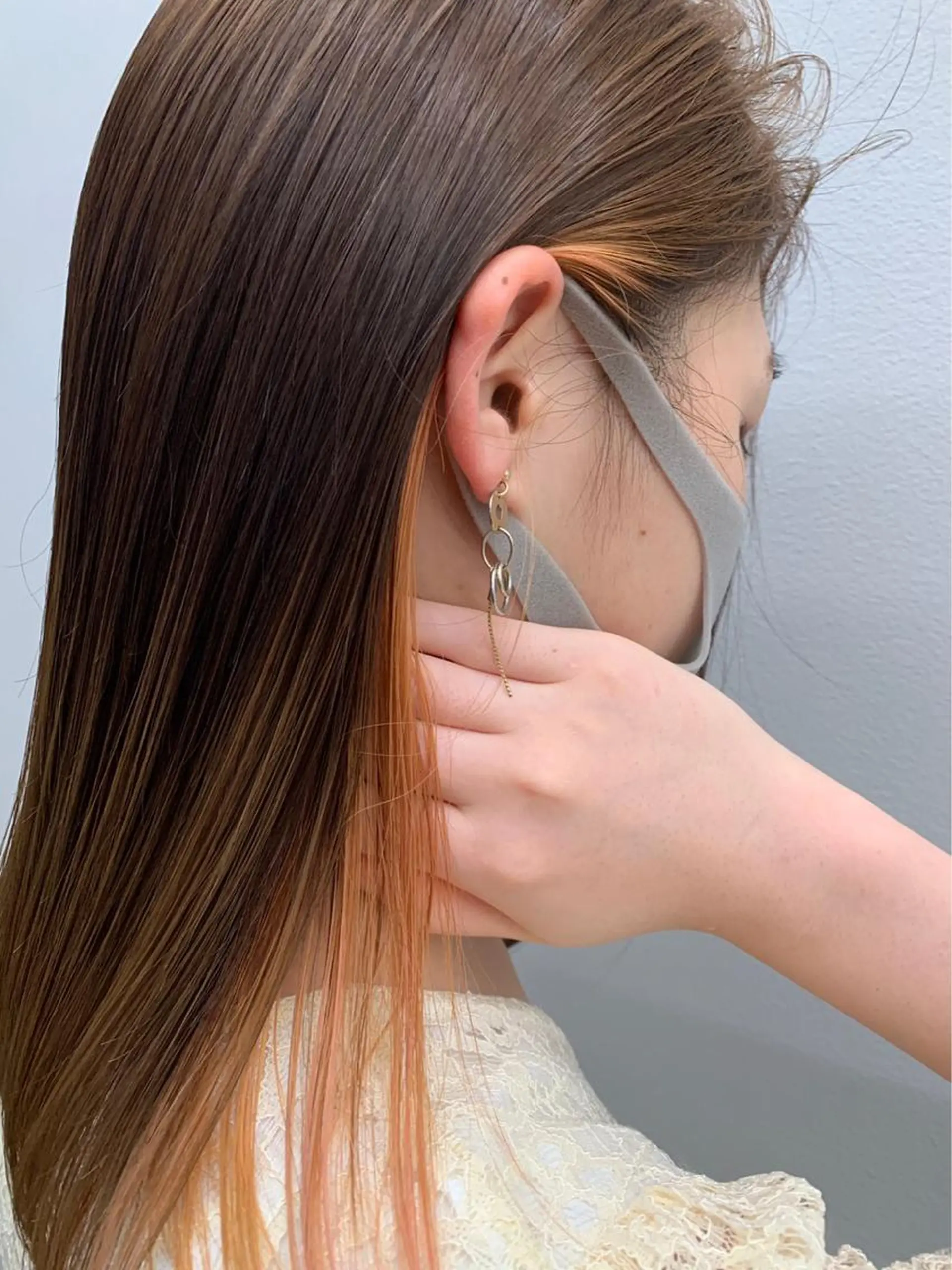 カラー ハイライトカラー インナーカラー オリーブカラー オレンジ 髪質改善 レイヤーカット 早崎太生のヘアスタイル