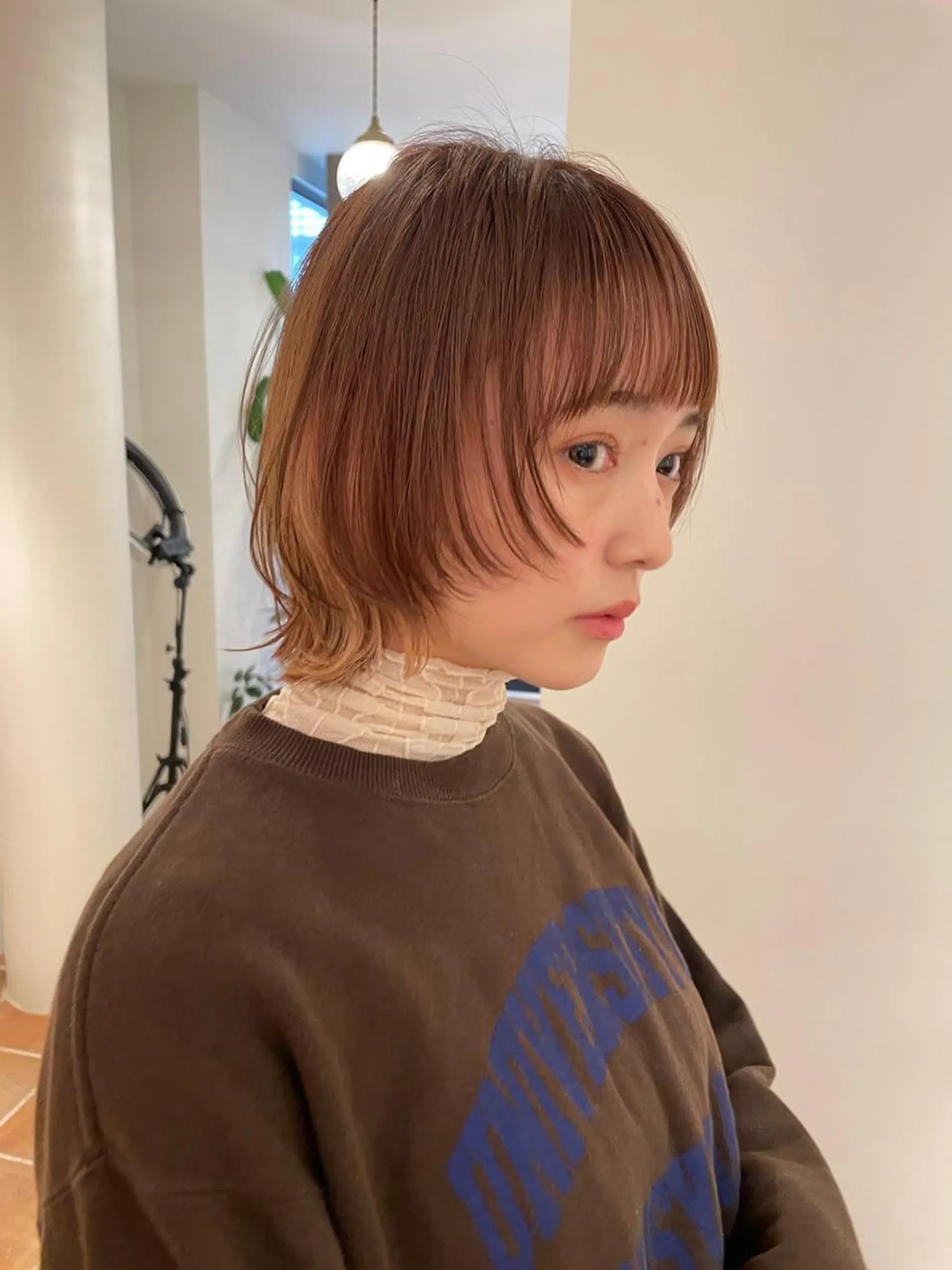 ショート カラー ボブレイヤー イヤリングカラー ボブ レイヤーカット カット ヘアカラー トリートメント ボブ/レイヤー/ケア パーマ/リュウタのヘアスタイル