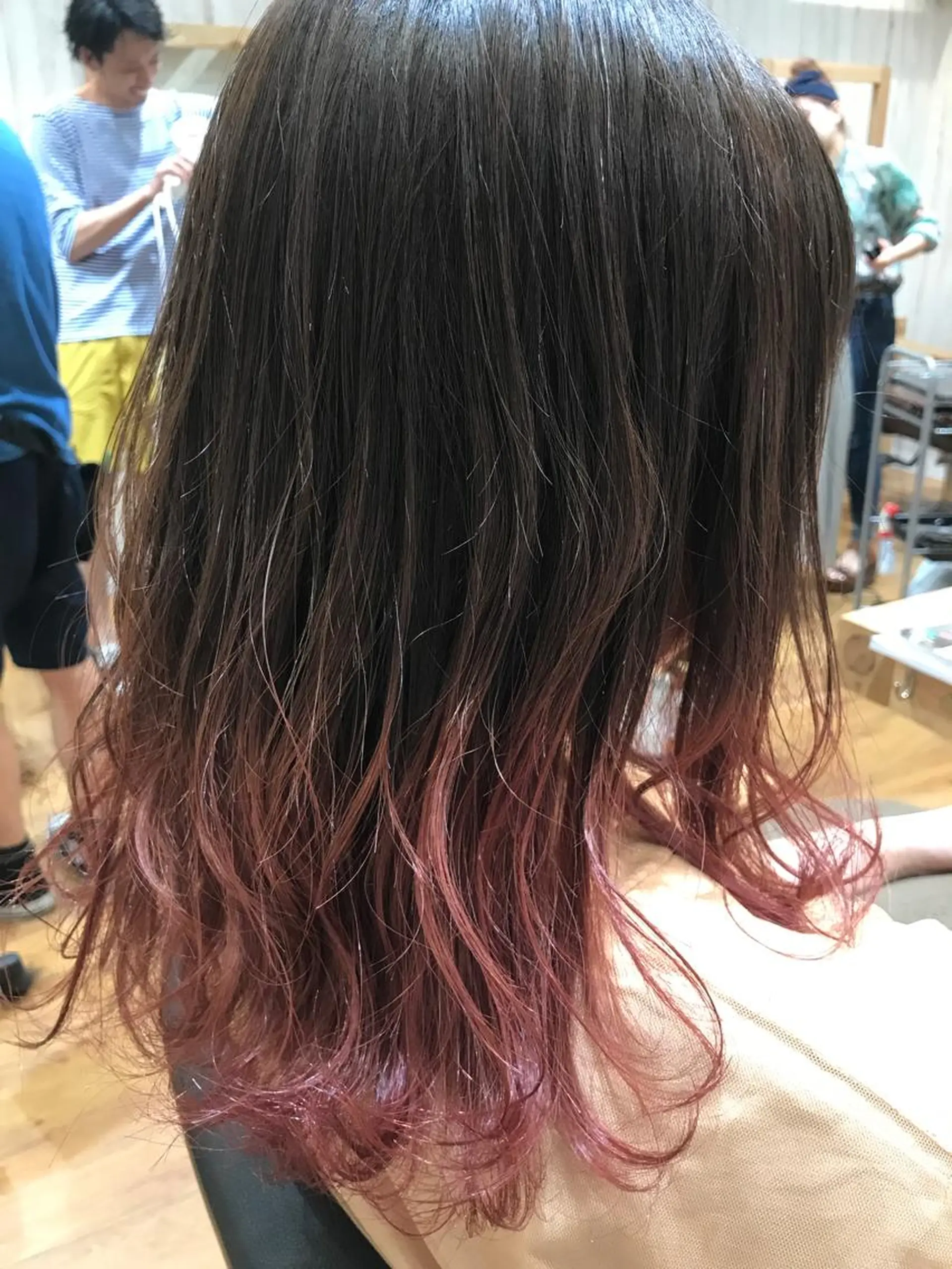 セミロング カット ヘアカラー 緑地公園美容室 neohairのヘアスタイル