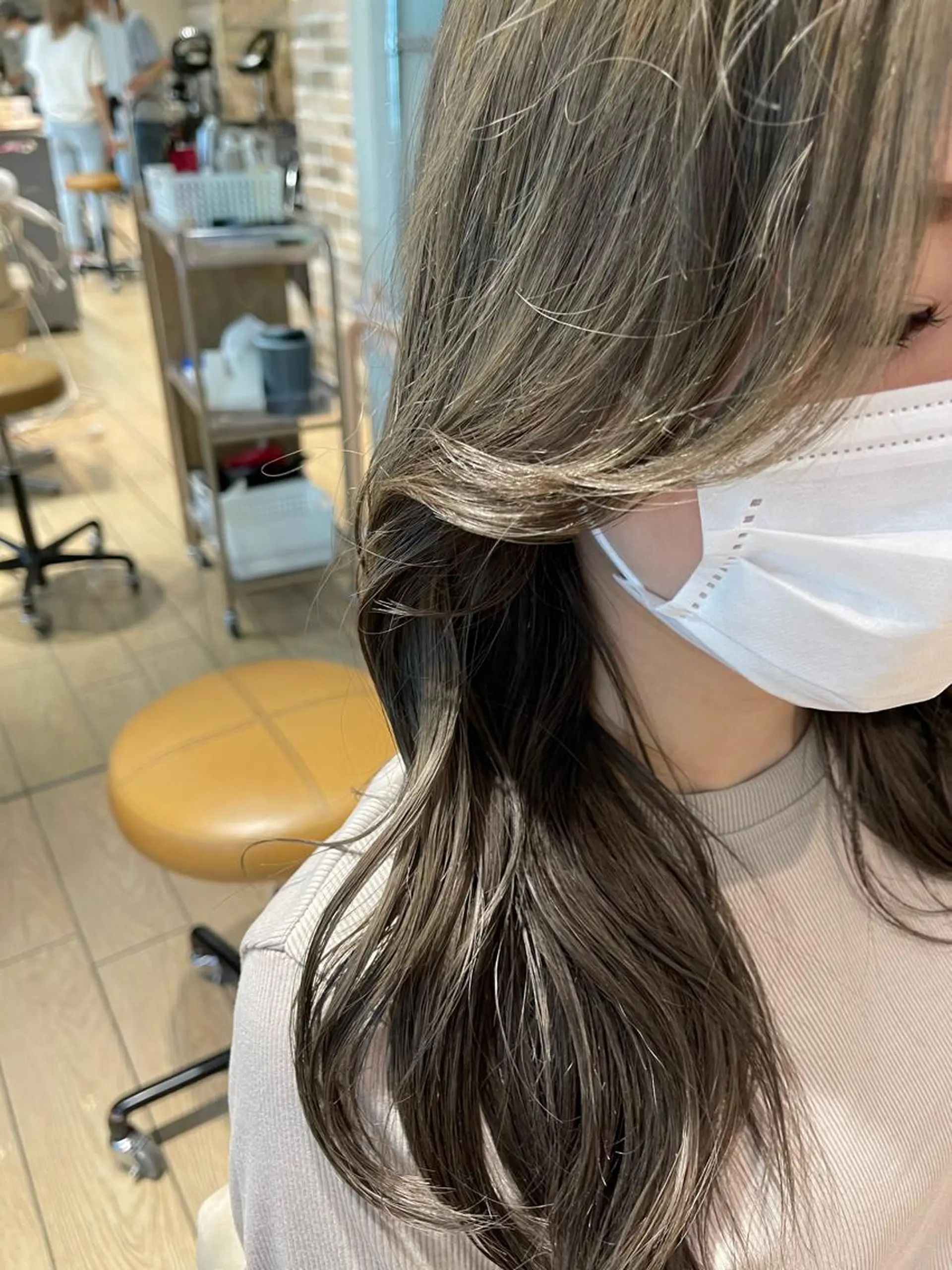 セミロング ETOWA shinjuku所属・小顔似合わせ提案/ レイヤー/川澄かずまのヘアスタイル