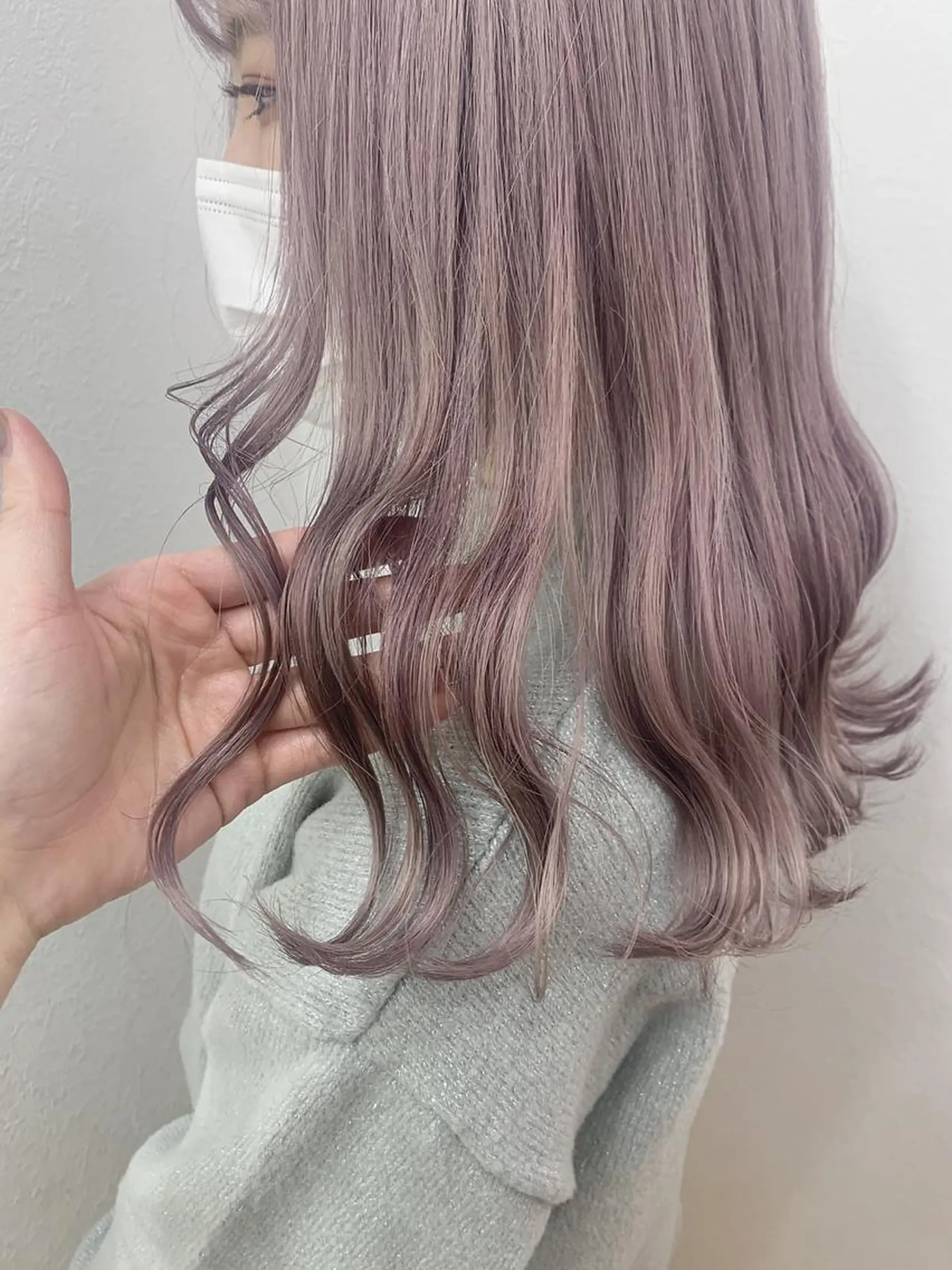 セミロング カラー ベージュカラー 透明感カラー ラベンダーカラー ラベンダーベージュ 遠藤沙也加 /レイヤーカットのヘアスタイル