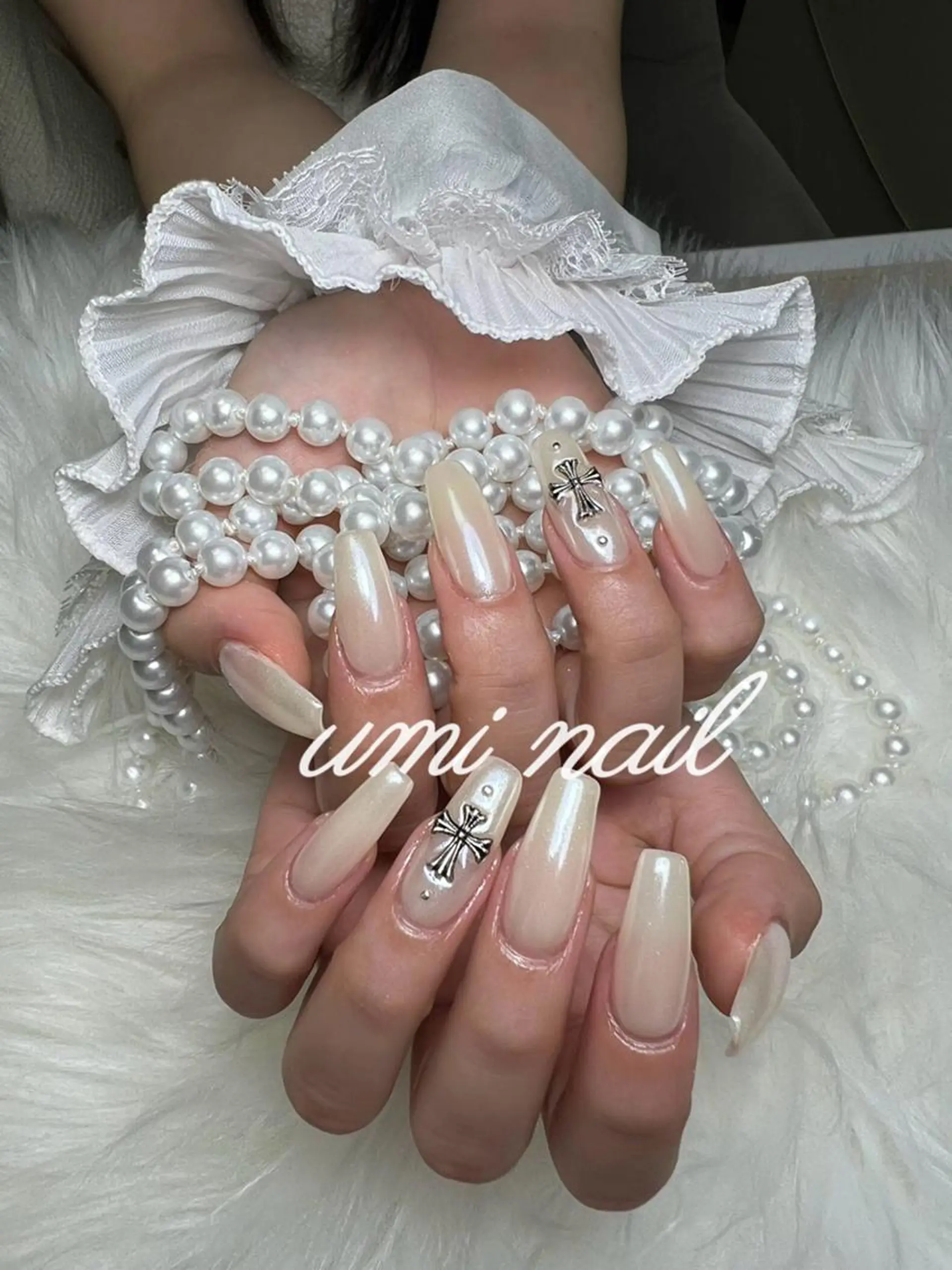 ネイル アートネイル ジェルネイル グラデーション キラキラネイル 韓国ネイル ハンドネイル ハンドケア LUXE NAIL SALONのネイルデザイン
