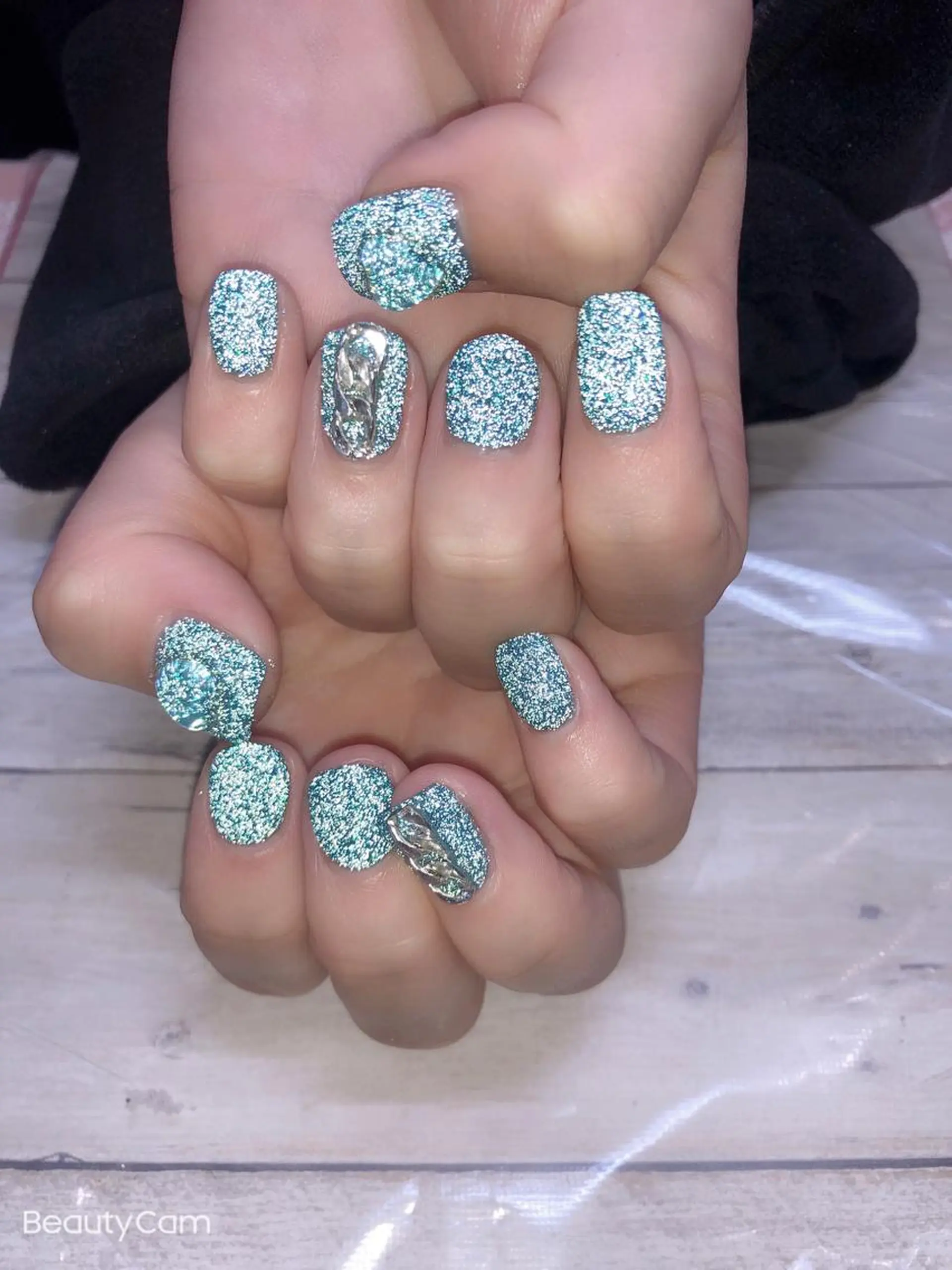 ネイル 💎Guarendo💎錦糸町店所属・✨アン ミユ✨のネイルデザイン