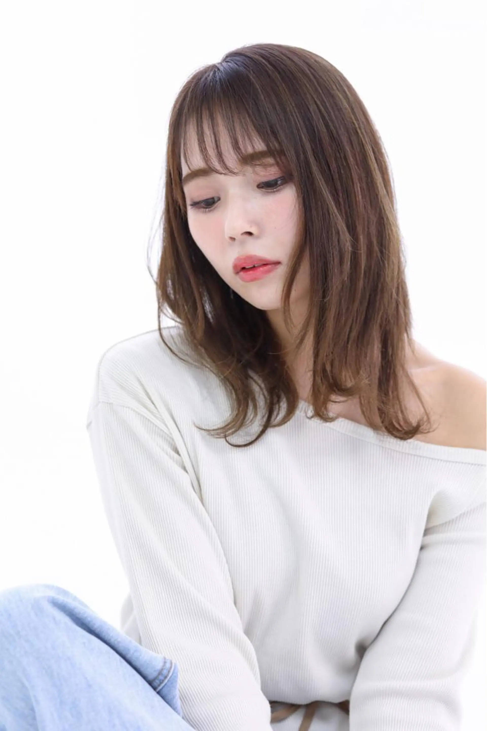 セミロング カラー バレイヤージュ ブリーチ ダブルカラー グラデーションカラー ハイライトカラー memento 斎藤大覚のヘアスタイル