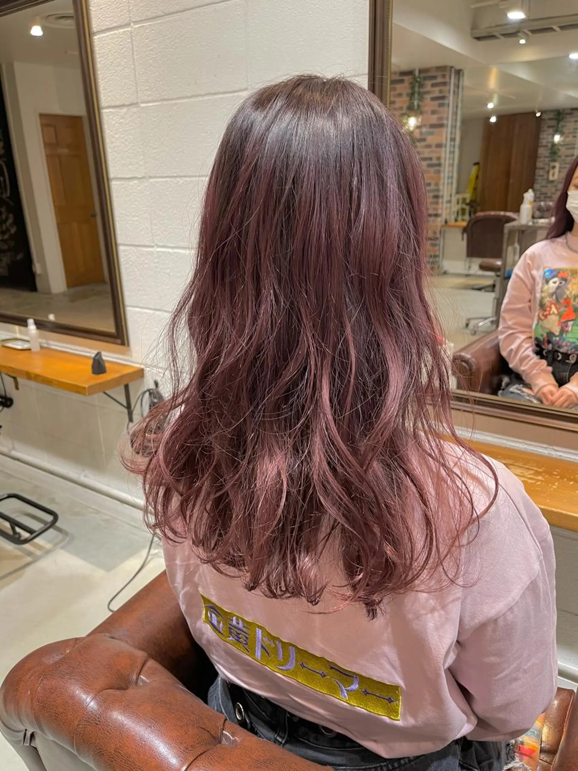 ロング カラー パーマ ヘアアレンジ メンズ キッズ ネイル マツエク・マツパ グレージュ ピンクカラー カラーマツエク ピンク ヘアカラー トリートメント ⭐️ハイクオリティ カラー杉本雄志⭐️のヘアスタイル