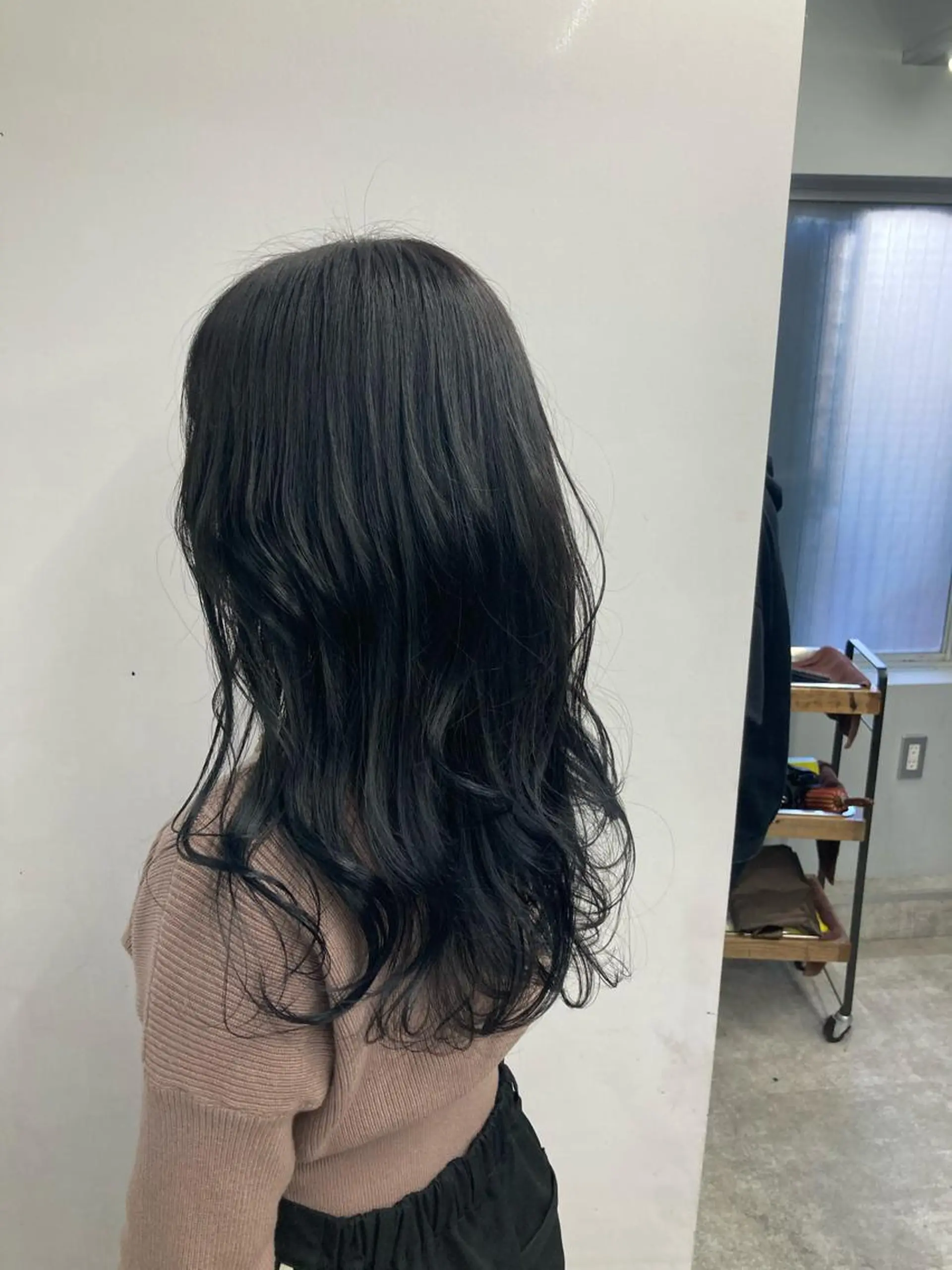 セミロング カラー ブルーカラー ブルージュ ヘアカラー ブリーチ&似合せボブ 田中寛十のヘアスタイル