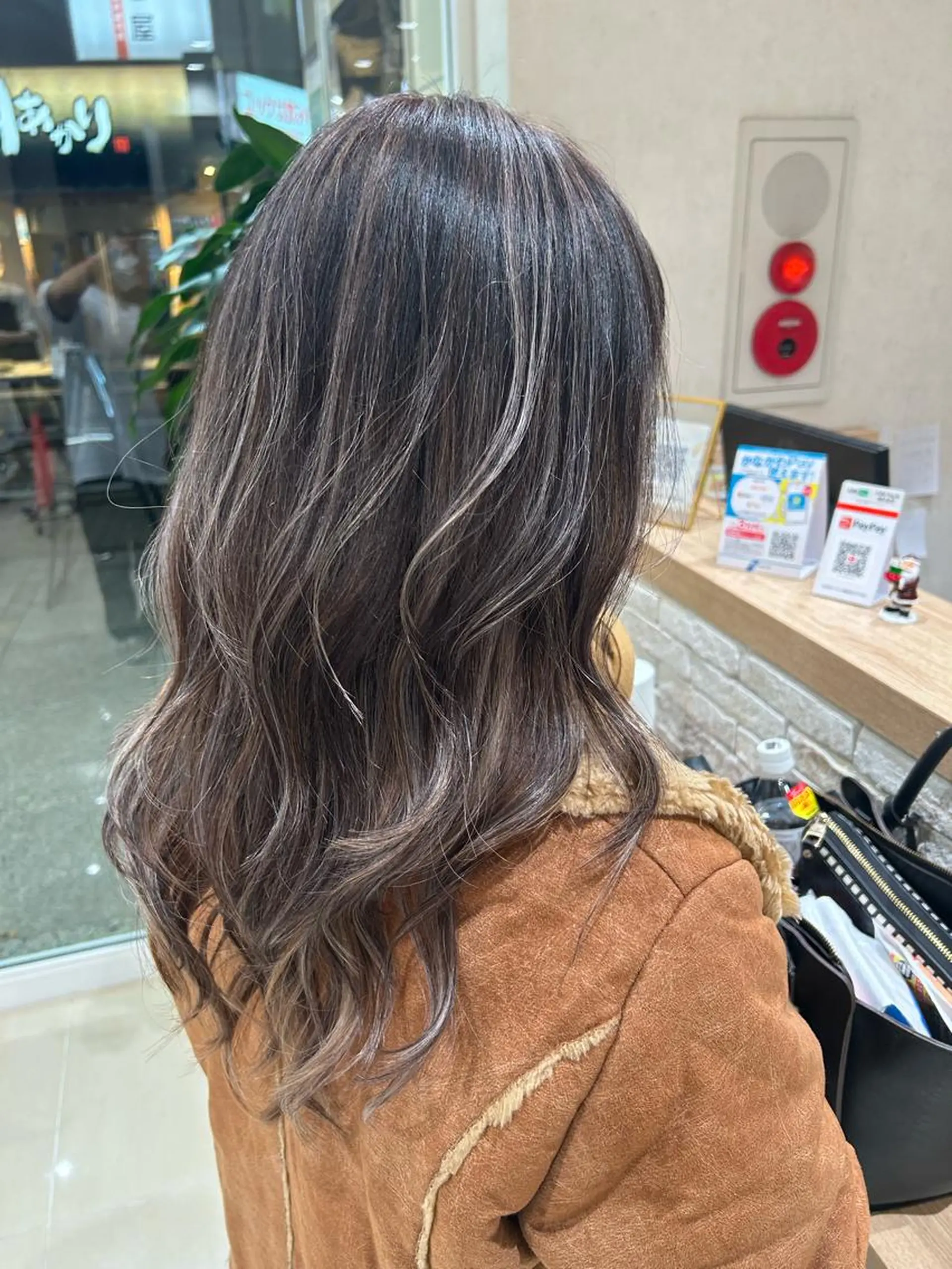 セミロング カラー アッシュ ハイライトカラー ボブ ハイライト 山本　尚輝 🐶ハイライト🐶のヘアスタイル