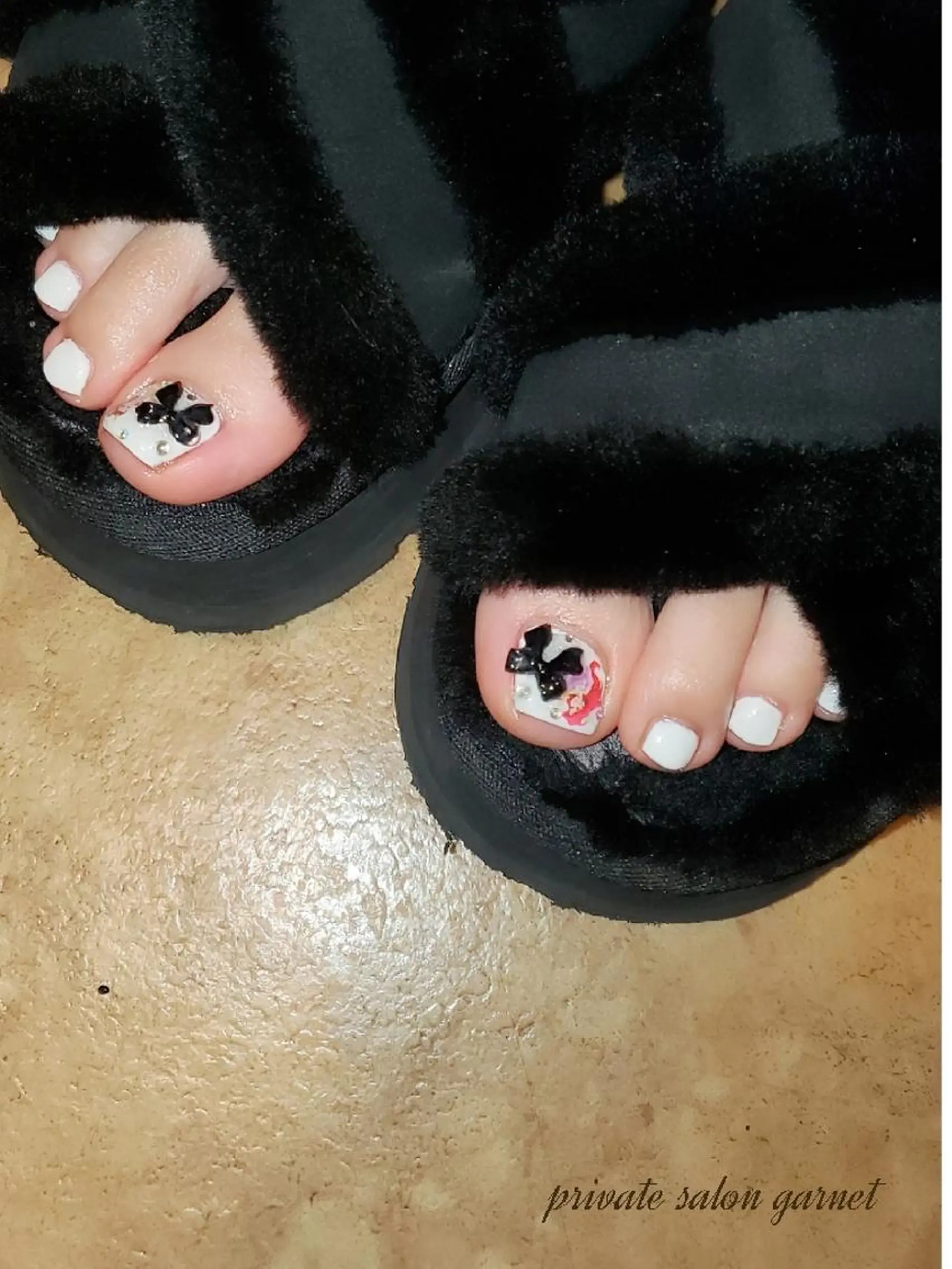 ネイル フットネイル Garnet nailのネイルデザイン