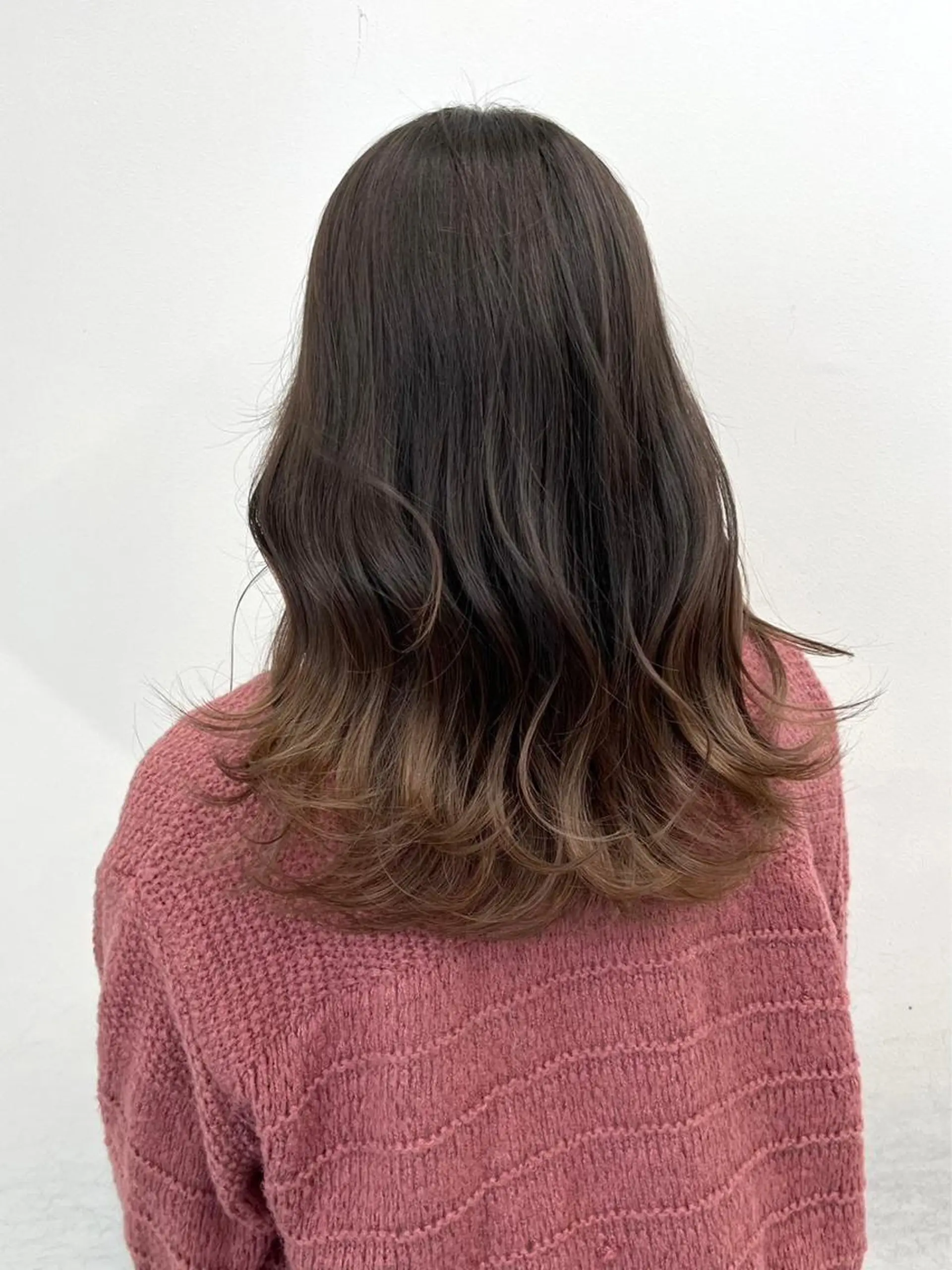 セミロング カラー ヘアカラー トリートメント ✨韓国風カット/艶髪 カラー✨yumeのヘアスタイル