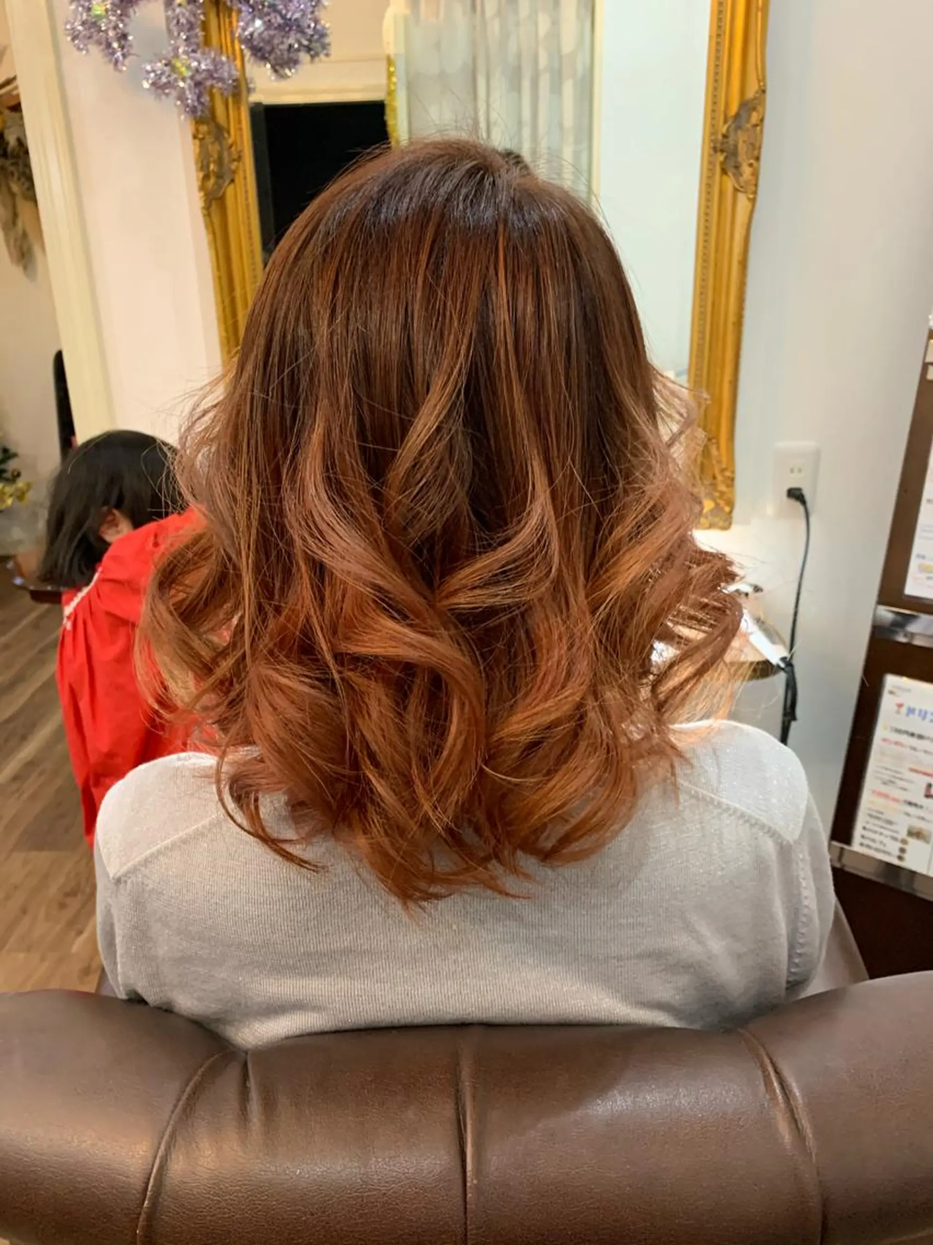 ミディアム カラー 伴 貴吉のヘアスタイル