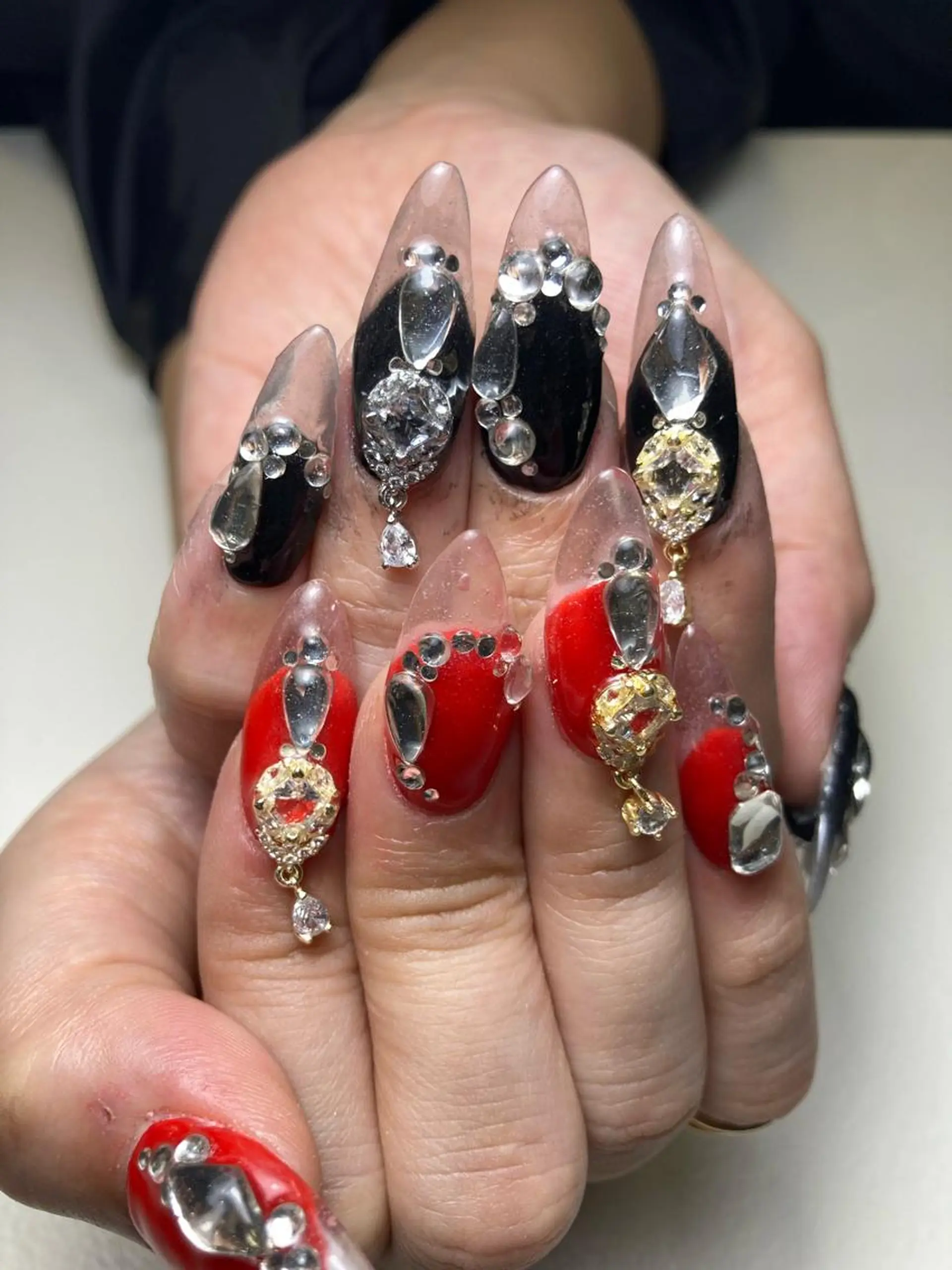 ネイル nailALBA 安蒜良彰のネイルデザイン