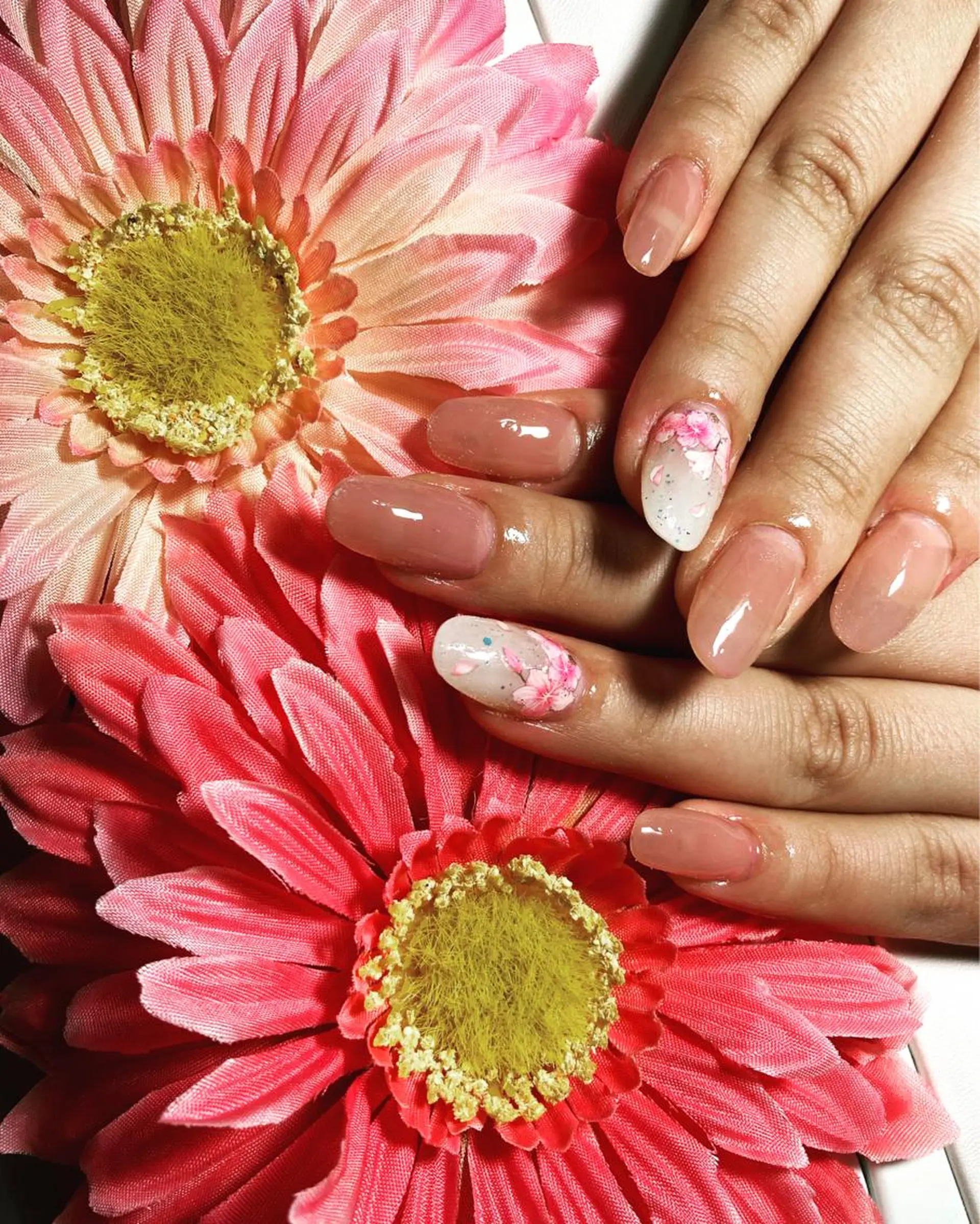 ミディアム ネイル ✴︎ Delightのネイルデザイン