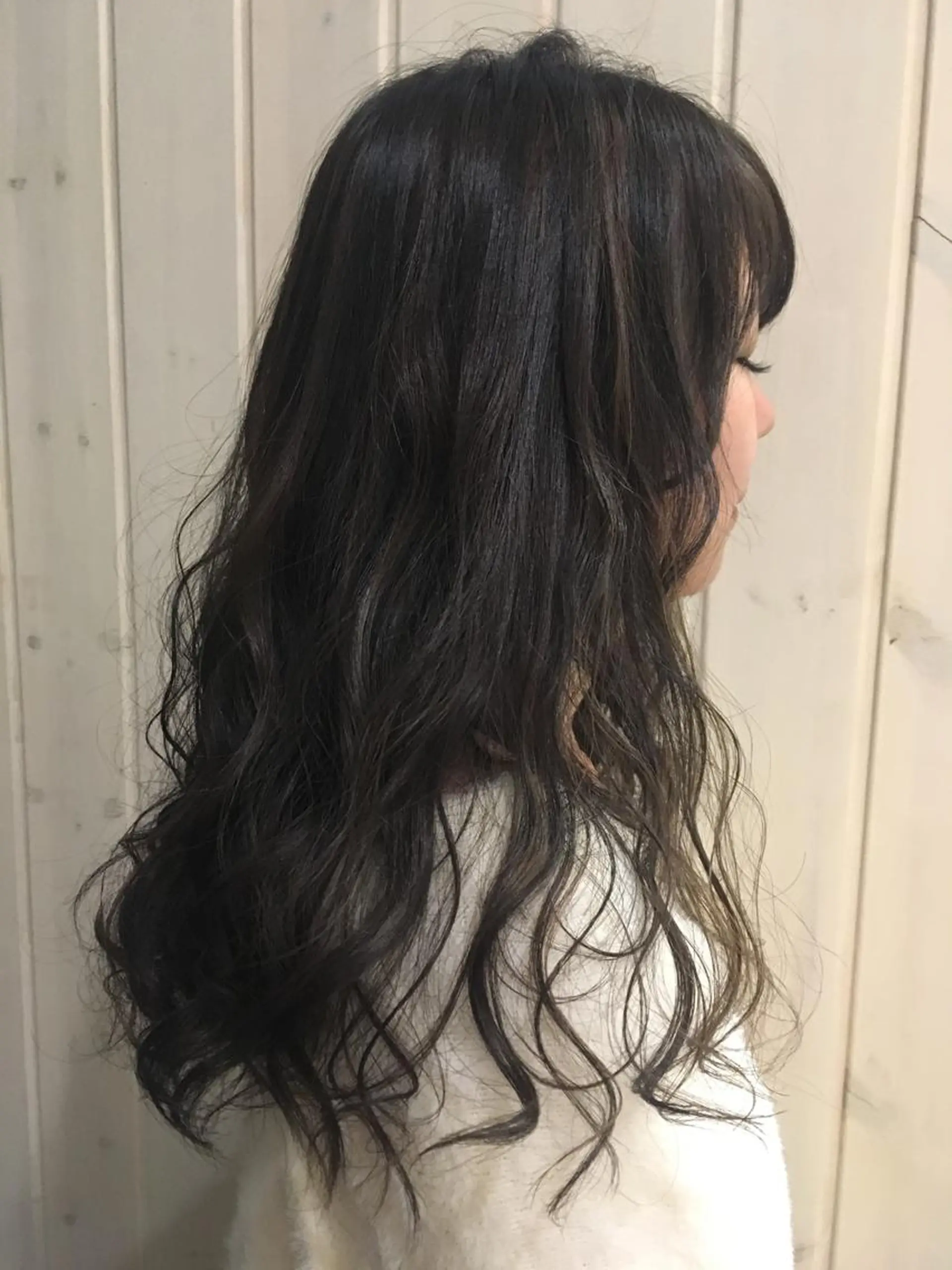 ロング カラー グレージュ ハイライトカラー ハイライト garlandeyelash所属・新中 茉莉香の眉毛・アイブロウイメージ