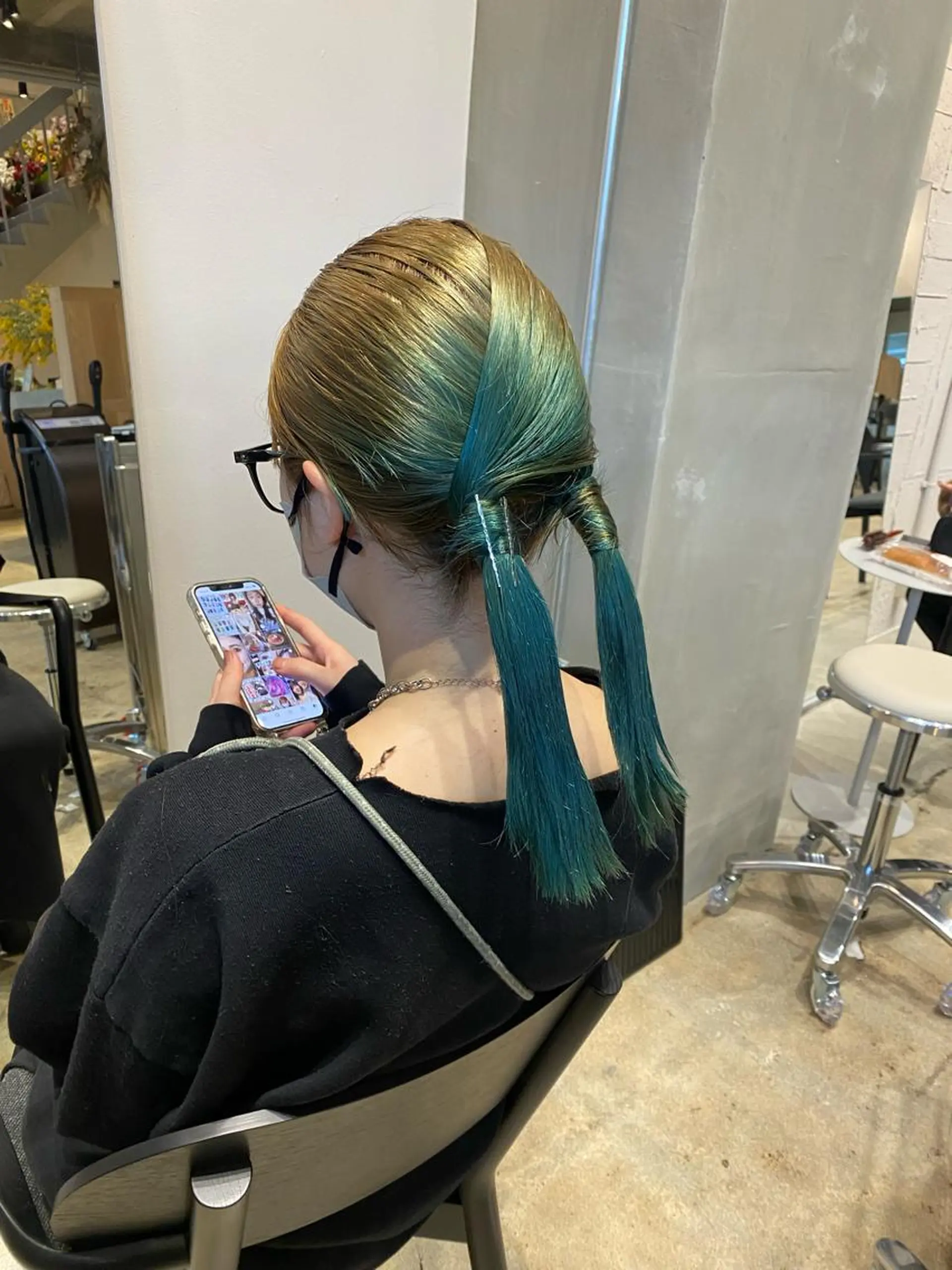 セミロング カラー レイヤーカット/ ダブルカラーサクライのヘアスタイル