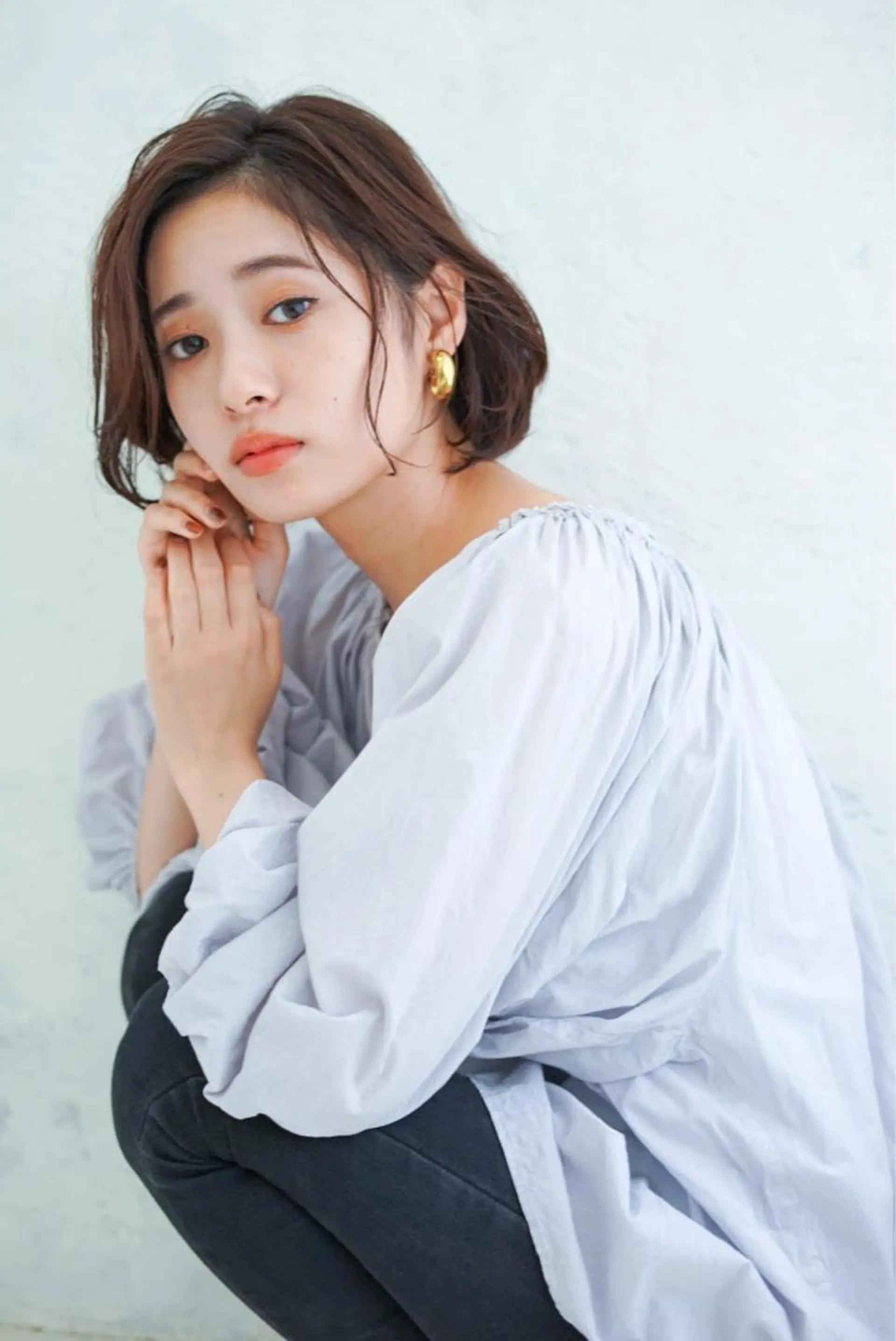 ショート カラー パーマ アッシュ ブリーチ ケアブリーチ 透明感カラー ダブルカラー モリシュンスケ /レイヤー/髪質改善のヘアスタイル