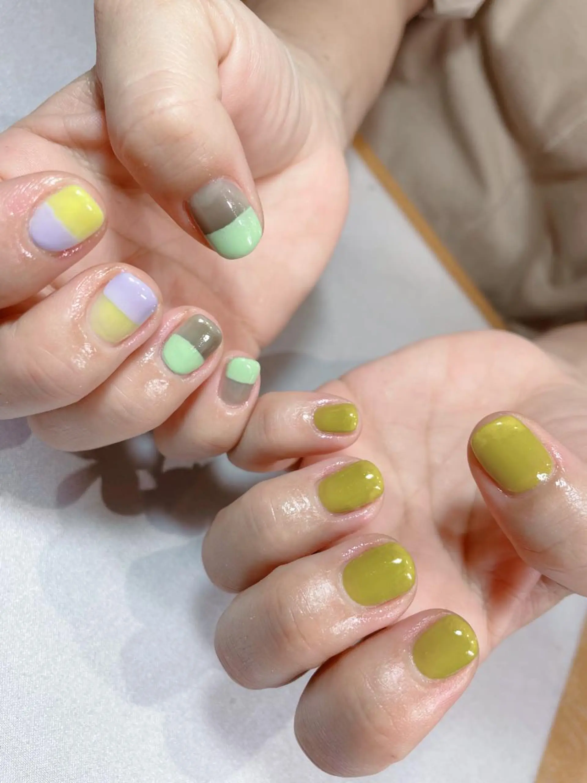 ネイル iiloo aromaworksのネイルデザイン