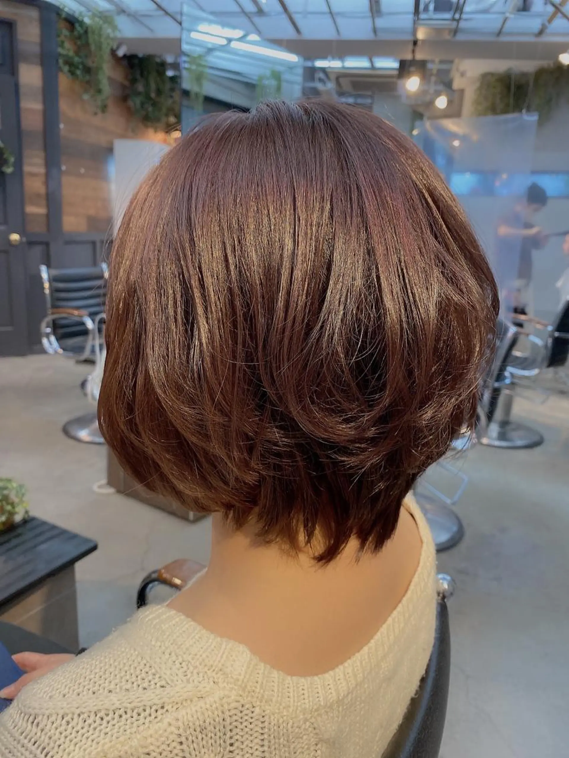 ショート カラー カット ヘアカラー トリートメント 仲矢 あゆ美のヘアスタイル