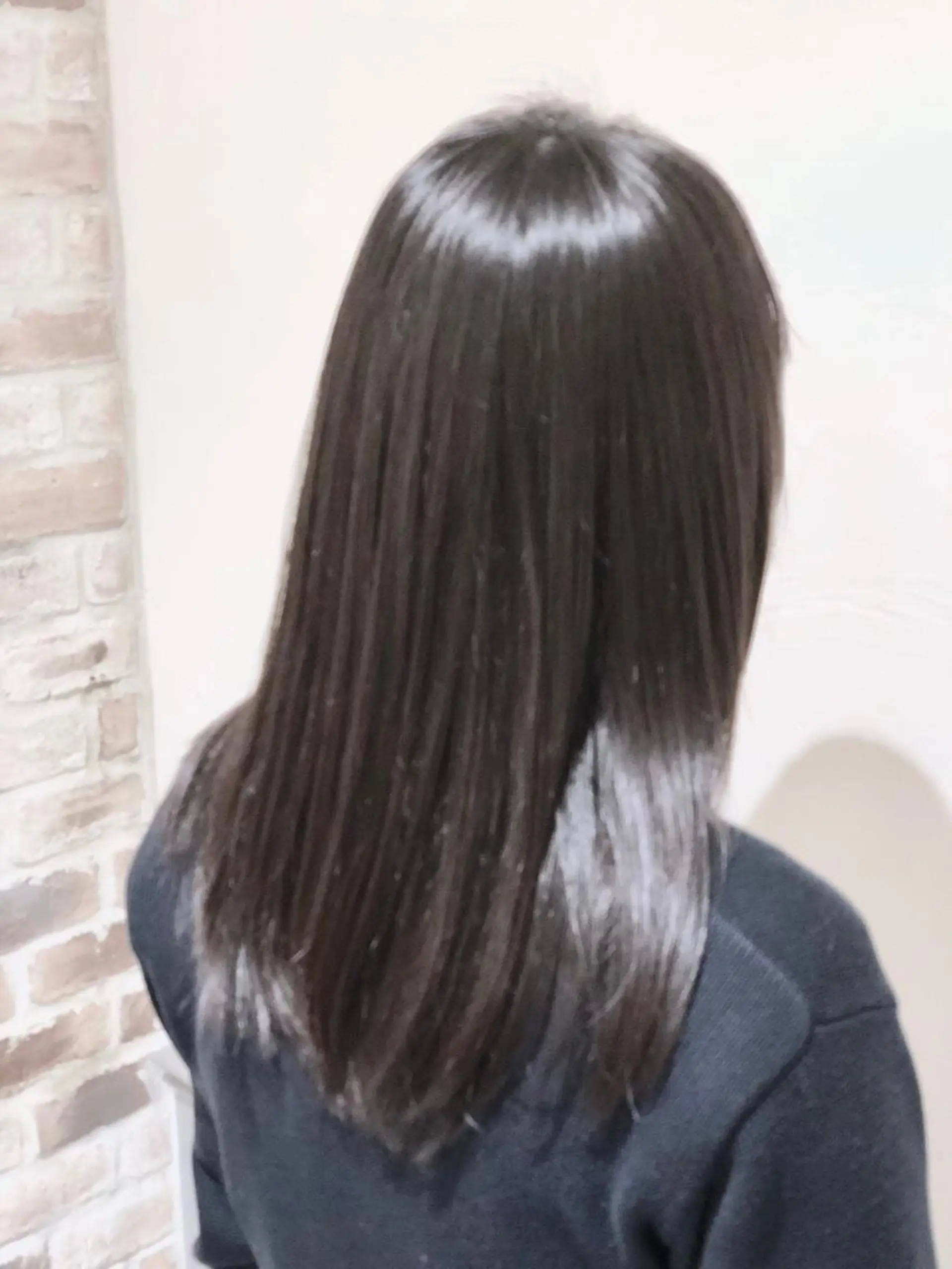 セミロング カラー パーマ ヘアアレンジ セミロングパーマ バレイヤージュ 黒髪 ブルーカラー ブルージュ 【ツヤ髪美容師】 ツダケイスケのヘアスタイル