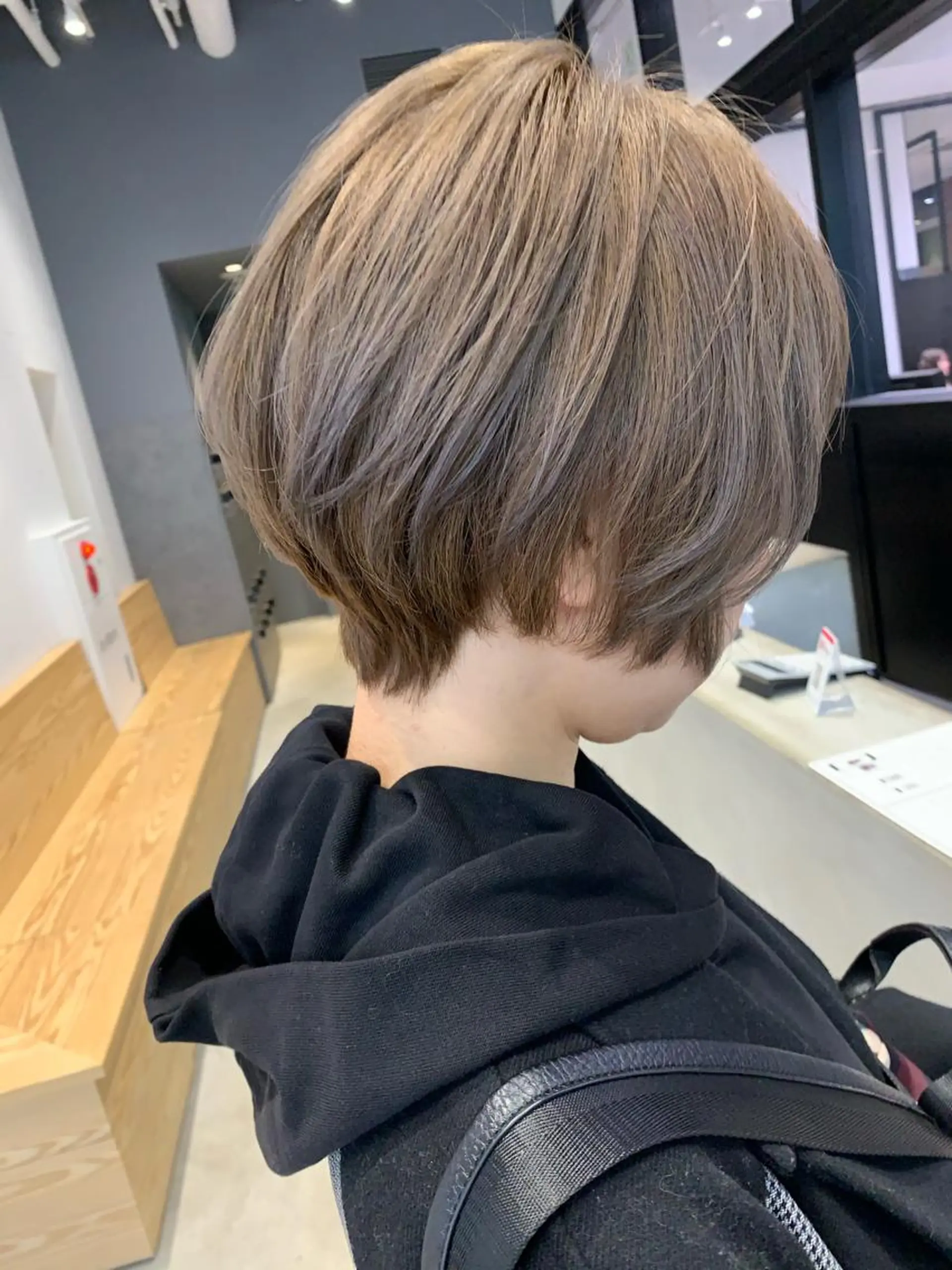 ショート アッシュ River,Land所属・yui .のヘアスタイル