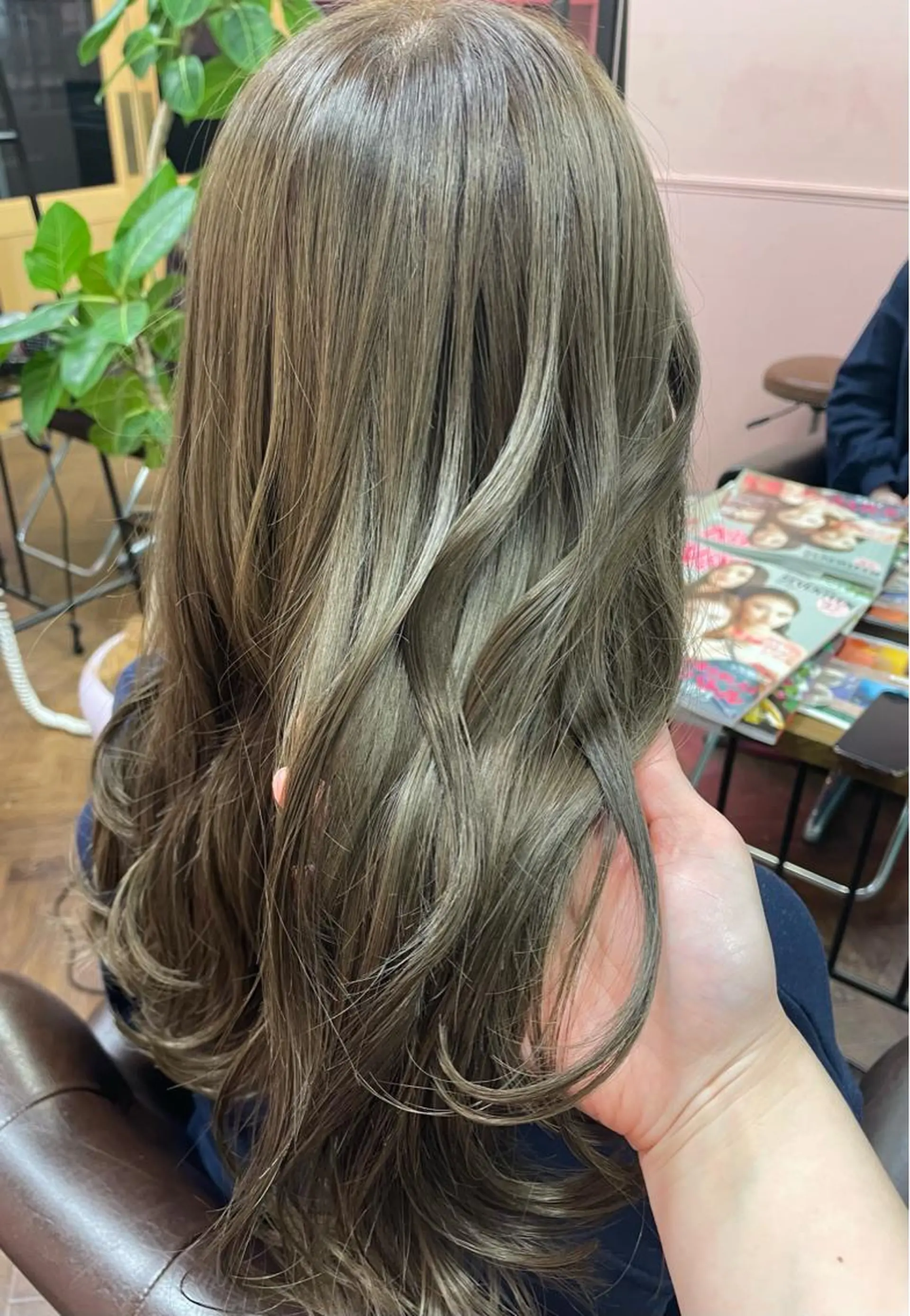 ロング irwi所属・Ebihara Satomiのヘアスタイル