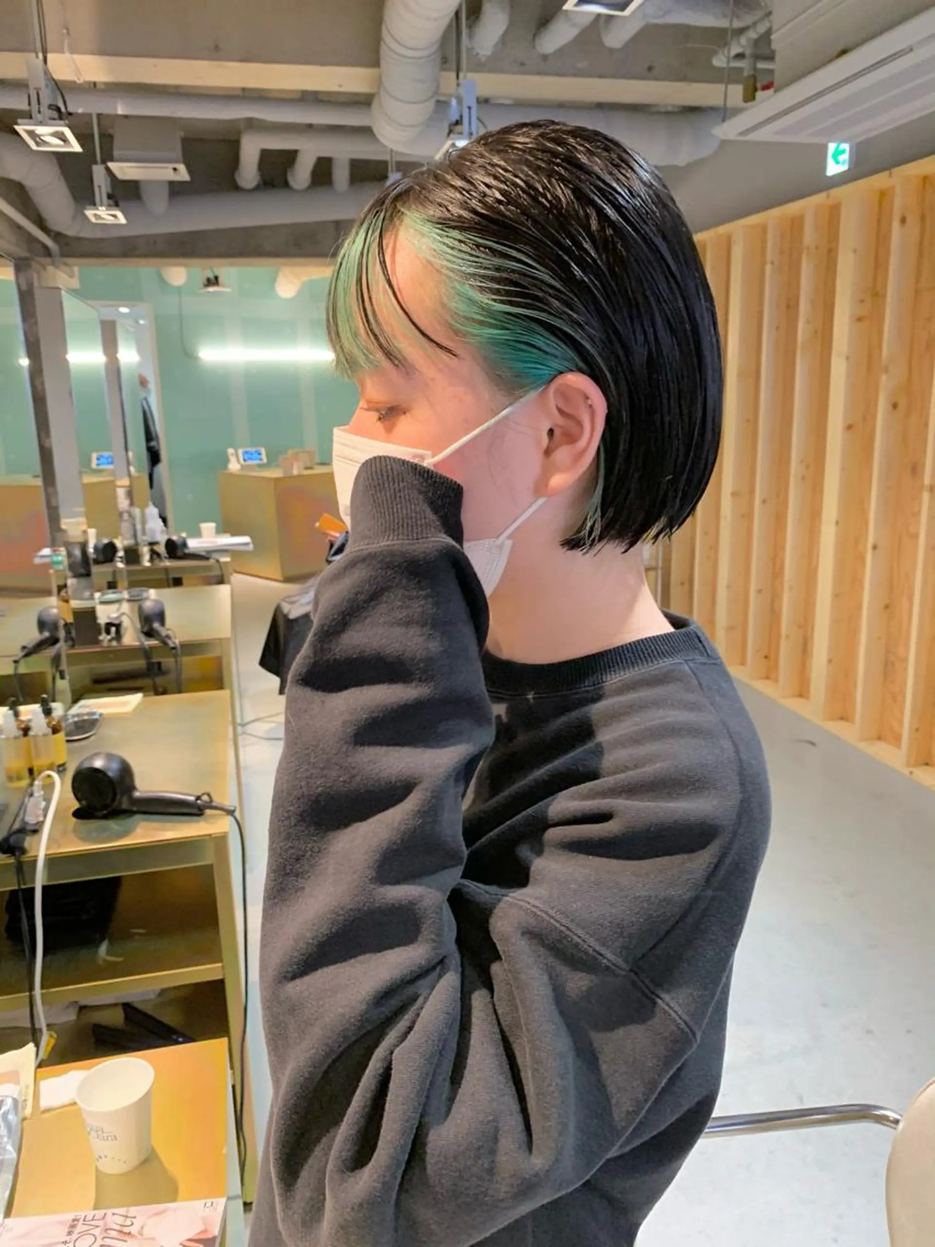 ショート カラー ミストバング フェイスフレーミング tension 【テンション】のヘアスタイル