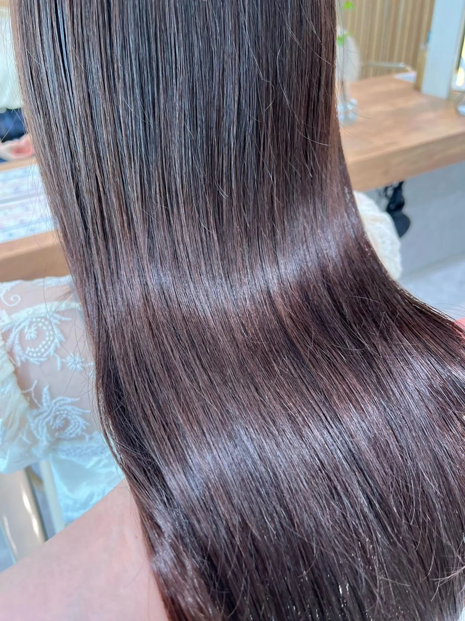 ロング トリートメント ヘッドスパ 近 紗理奈のヘアスタイル