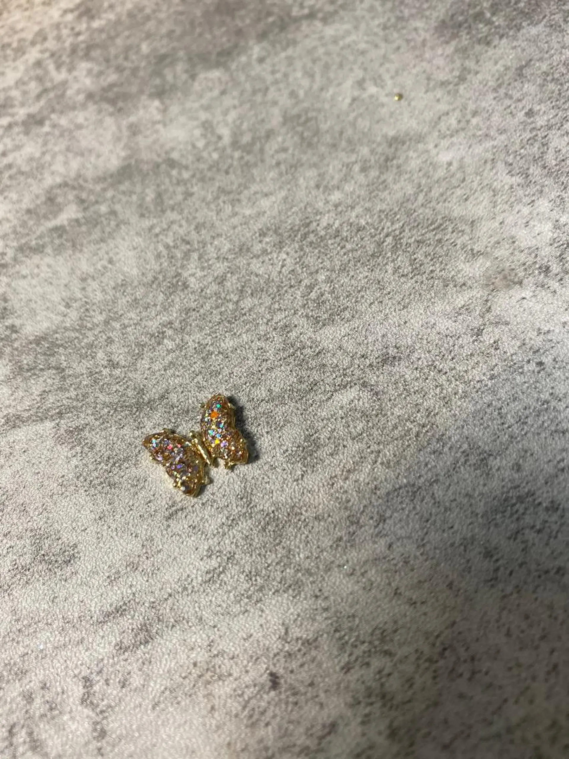 ミディアム ネイル オーロラネイル フレンチネイル キラキラネイル ワンホンネイル 冬ネイル ハンドネイル Lance nailのネイルデザイン