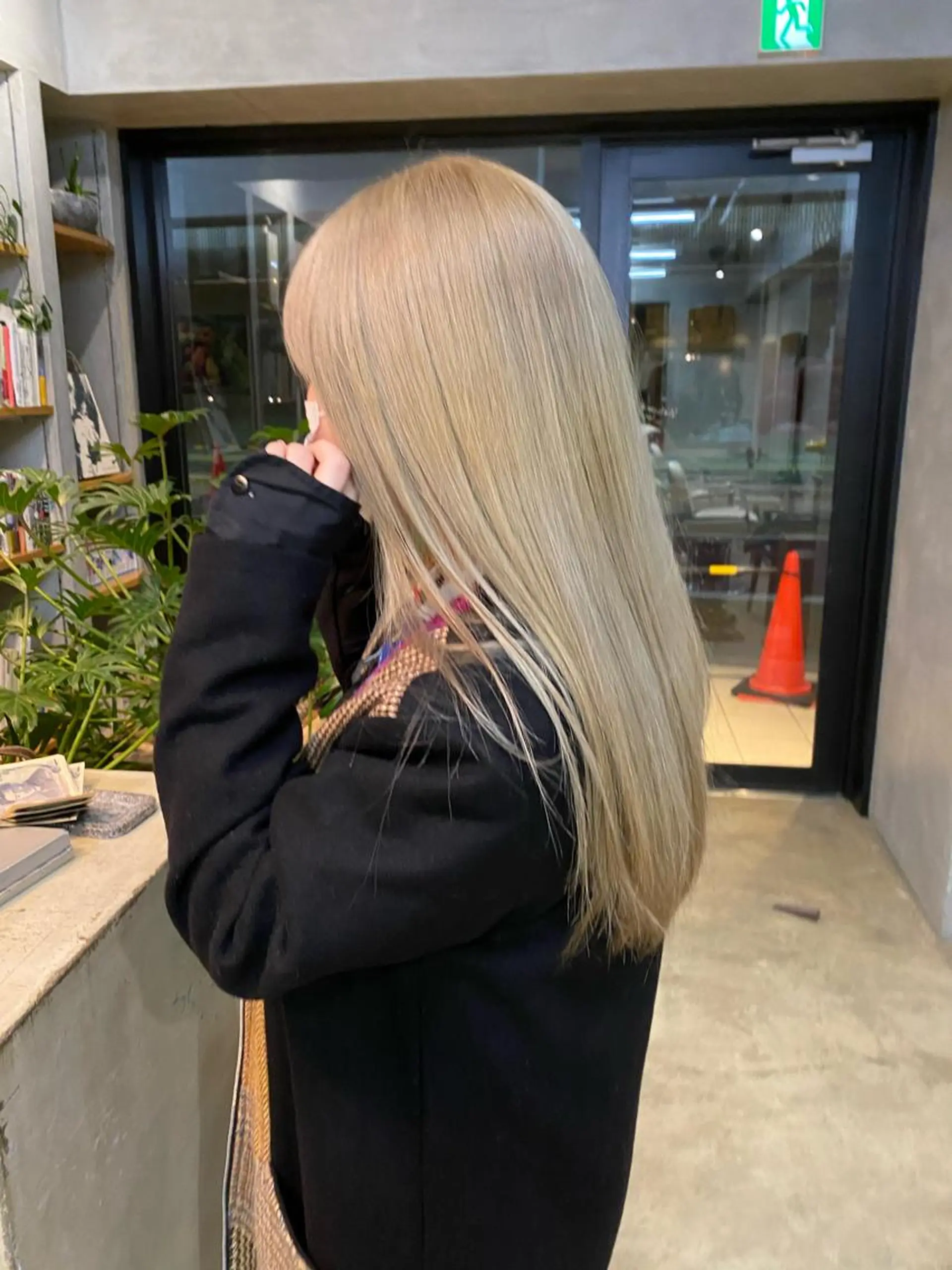 ロング too good所属・gouru 難波美容師のヘアスタイル