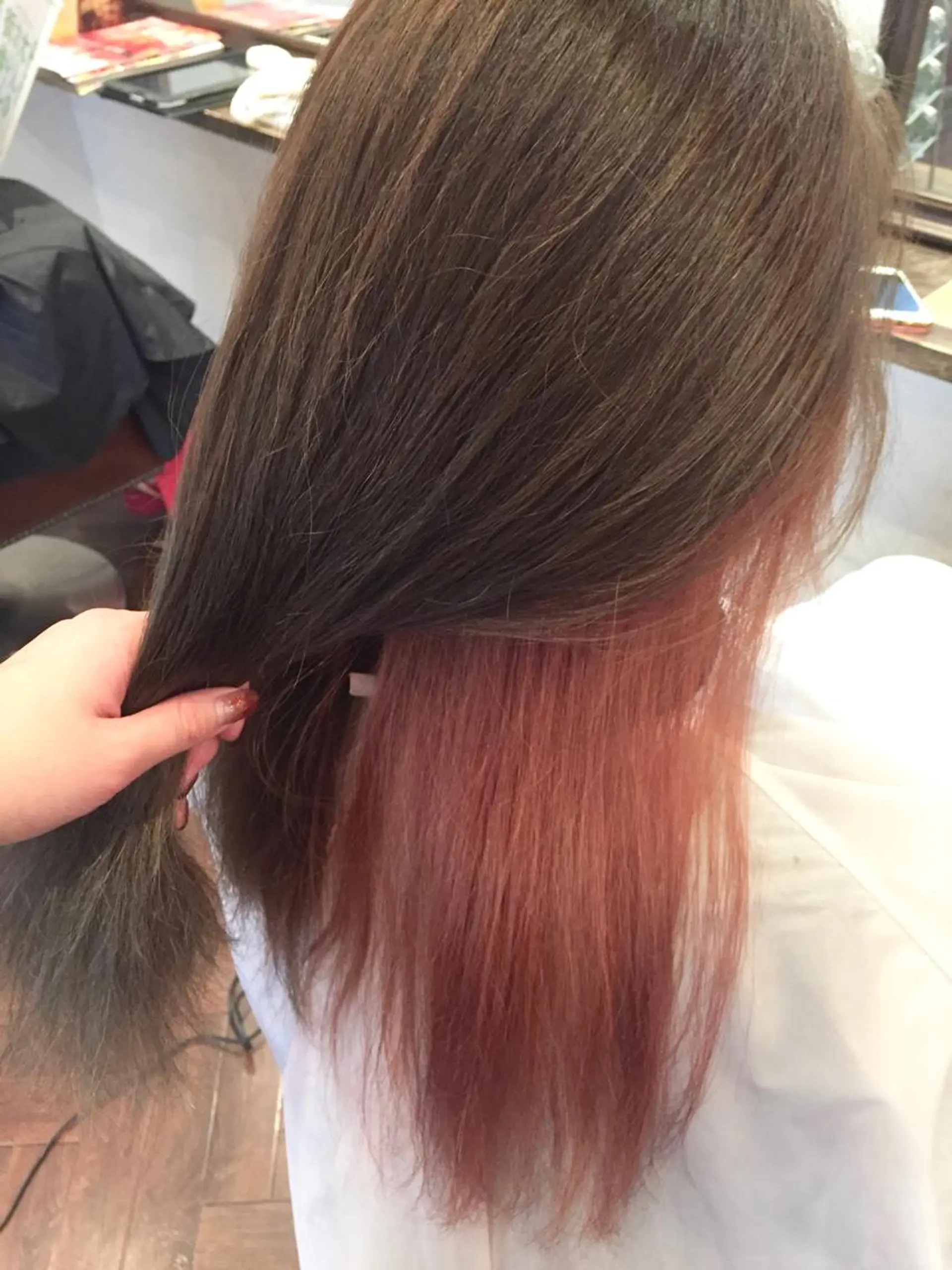 ロング カラー ヘアカラー いしだ みさきのヘアスタイル