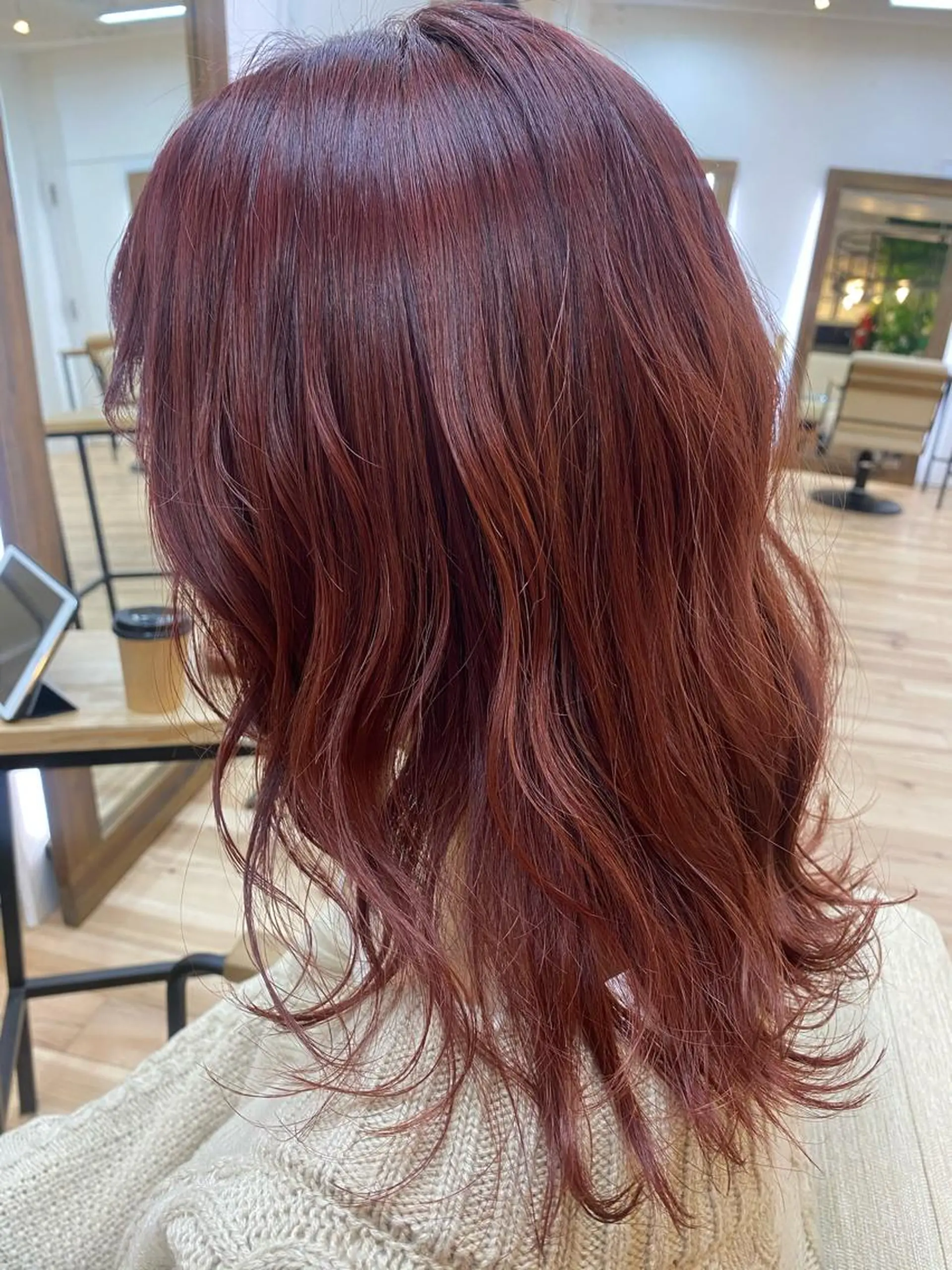 セミロング おおつき ありかのヘアスタイル