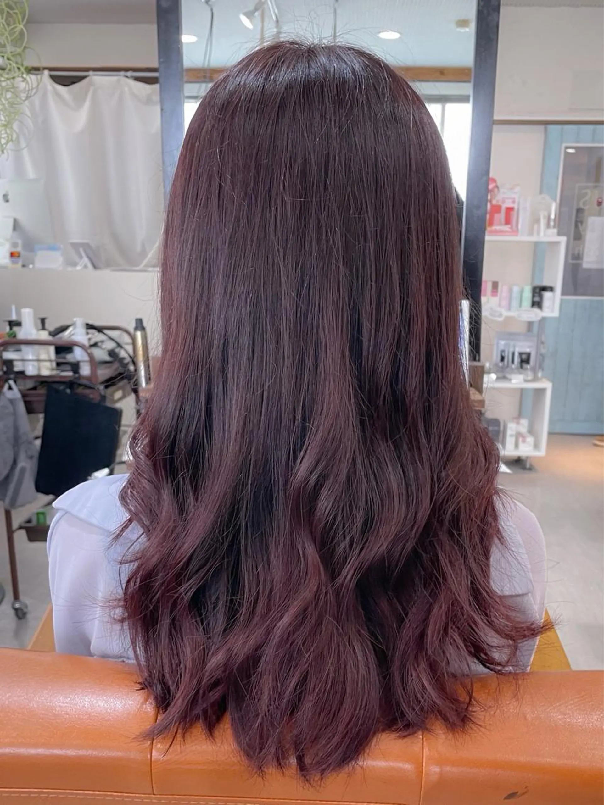 ロング カラー グラデーションカラー レッドカラー ヘアカラー かんばら りょーいのヘアスタイル